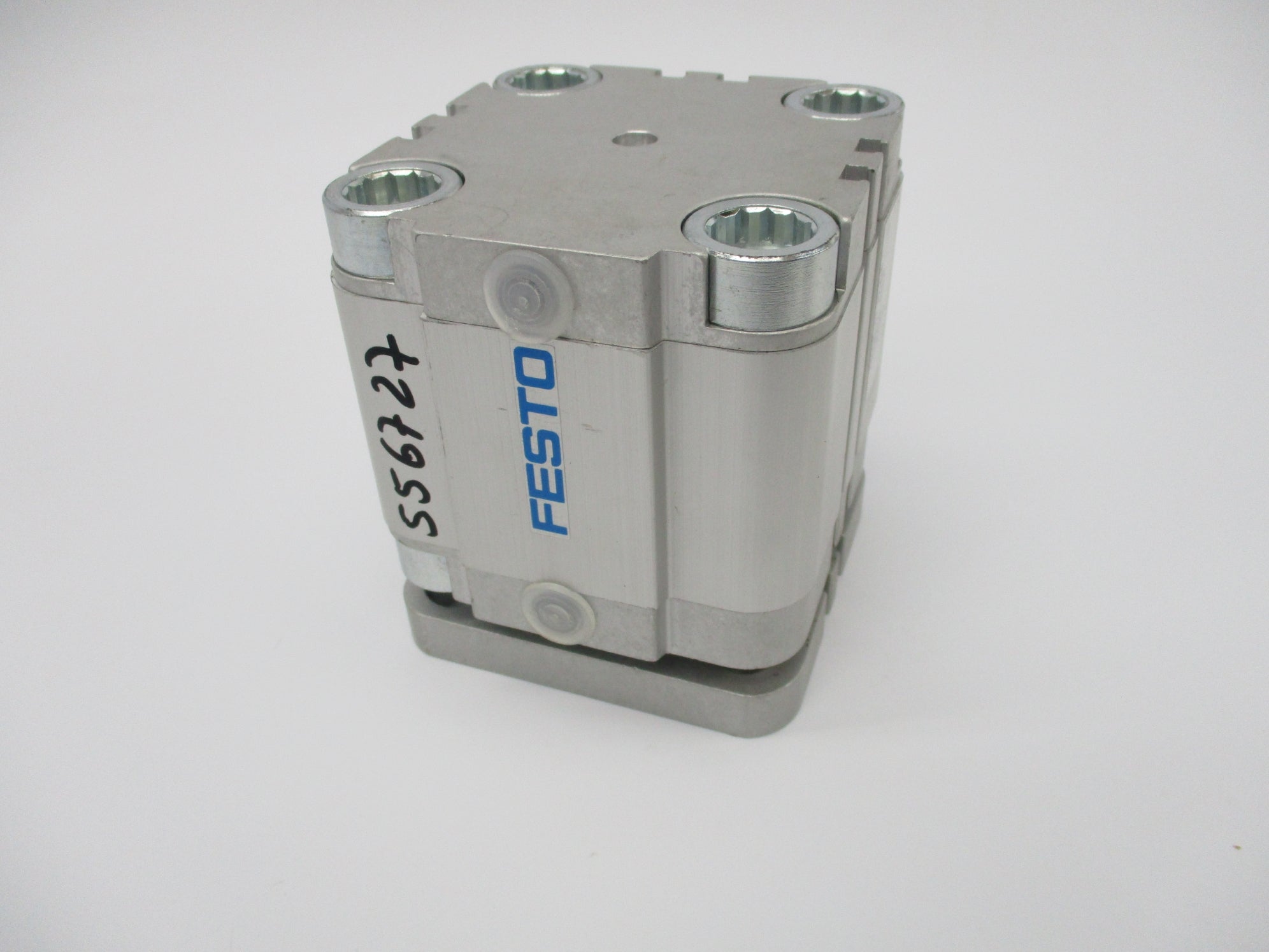 FESTO ADVUL-63-30-P-A NSNP