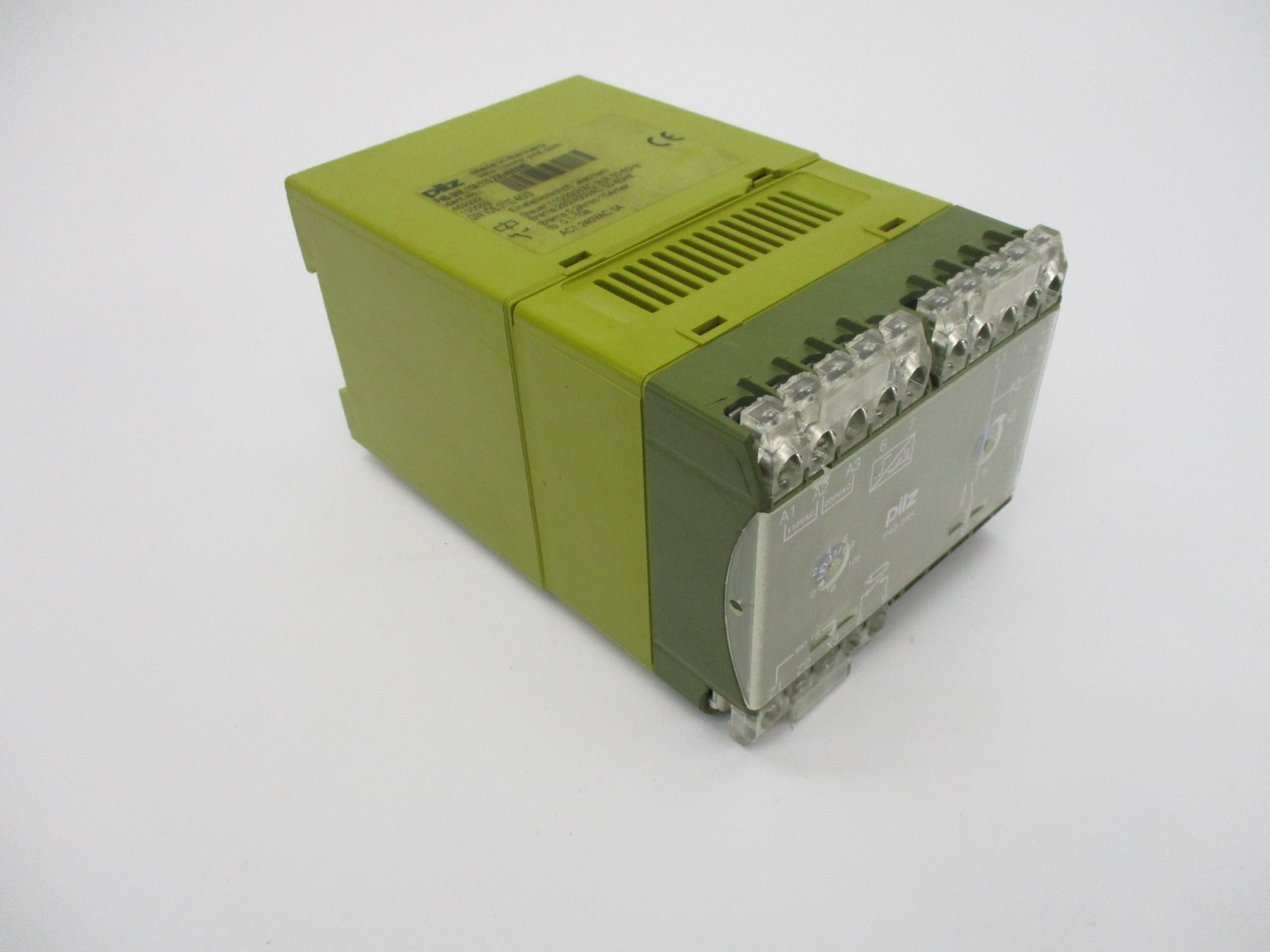 PILZ P4B-3NK/15A/110,230/400VWS 5A 240VAC (AS PICTURED) NSNP