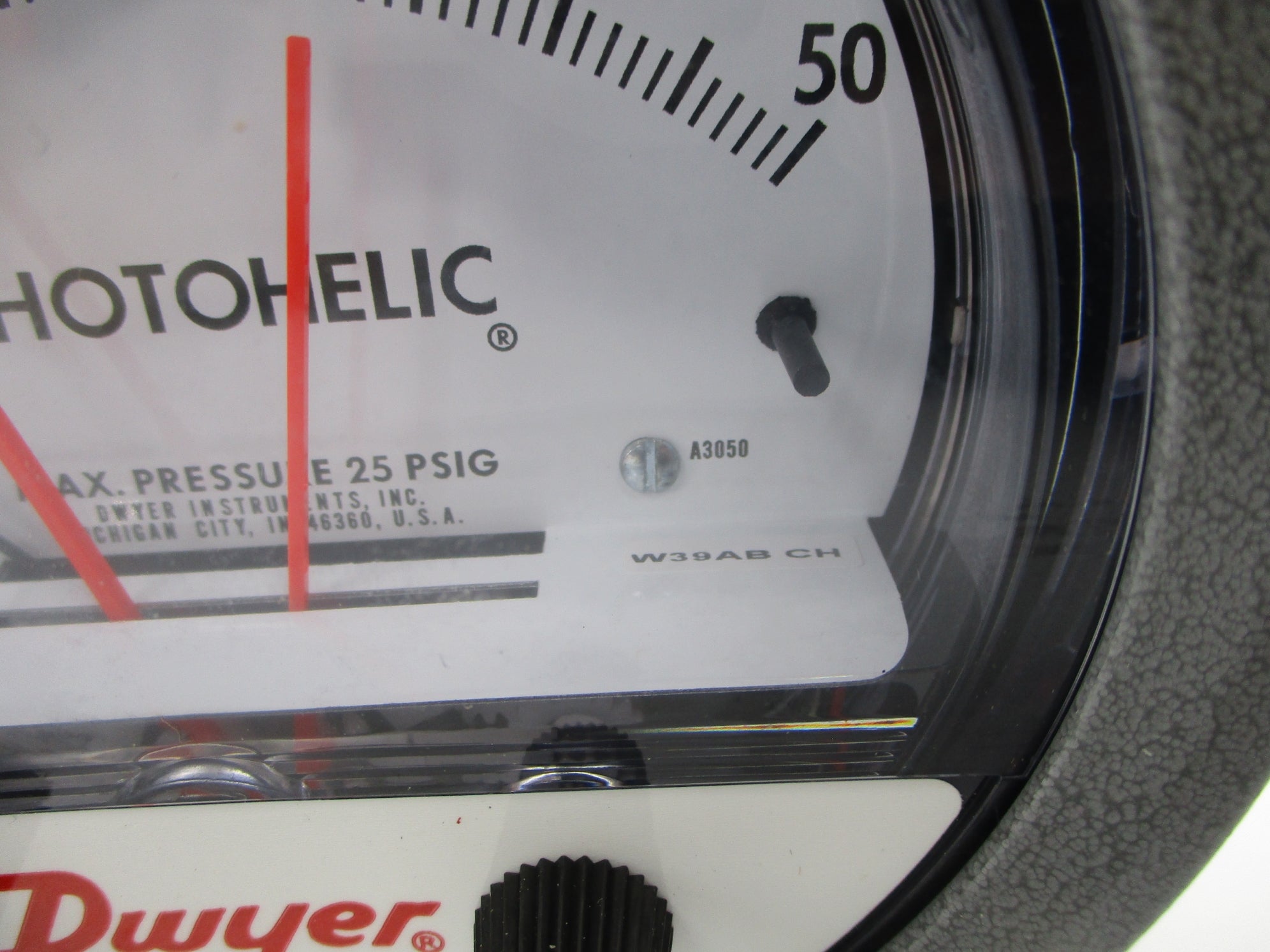 DWYER A3050 0-50PSI 25PSI NSNP
