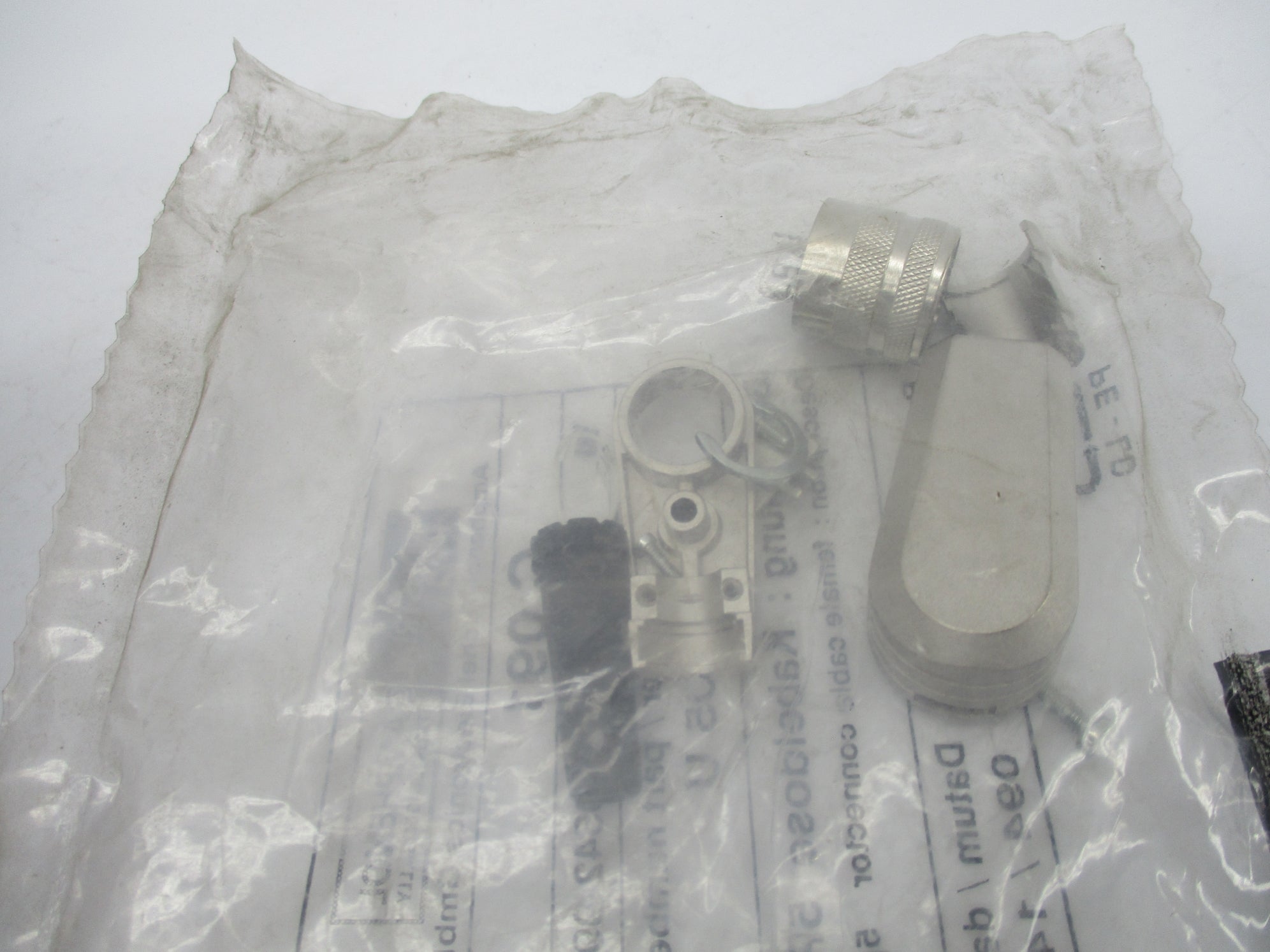AMPHENOL T3361005U NSMP