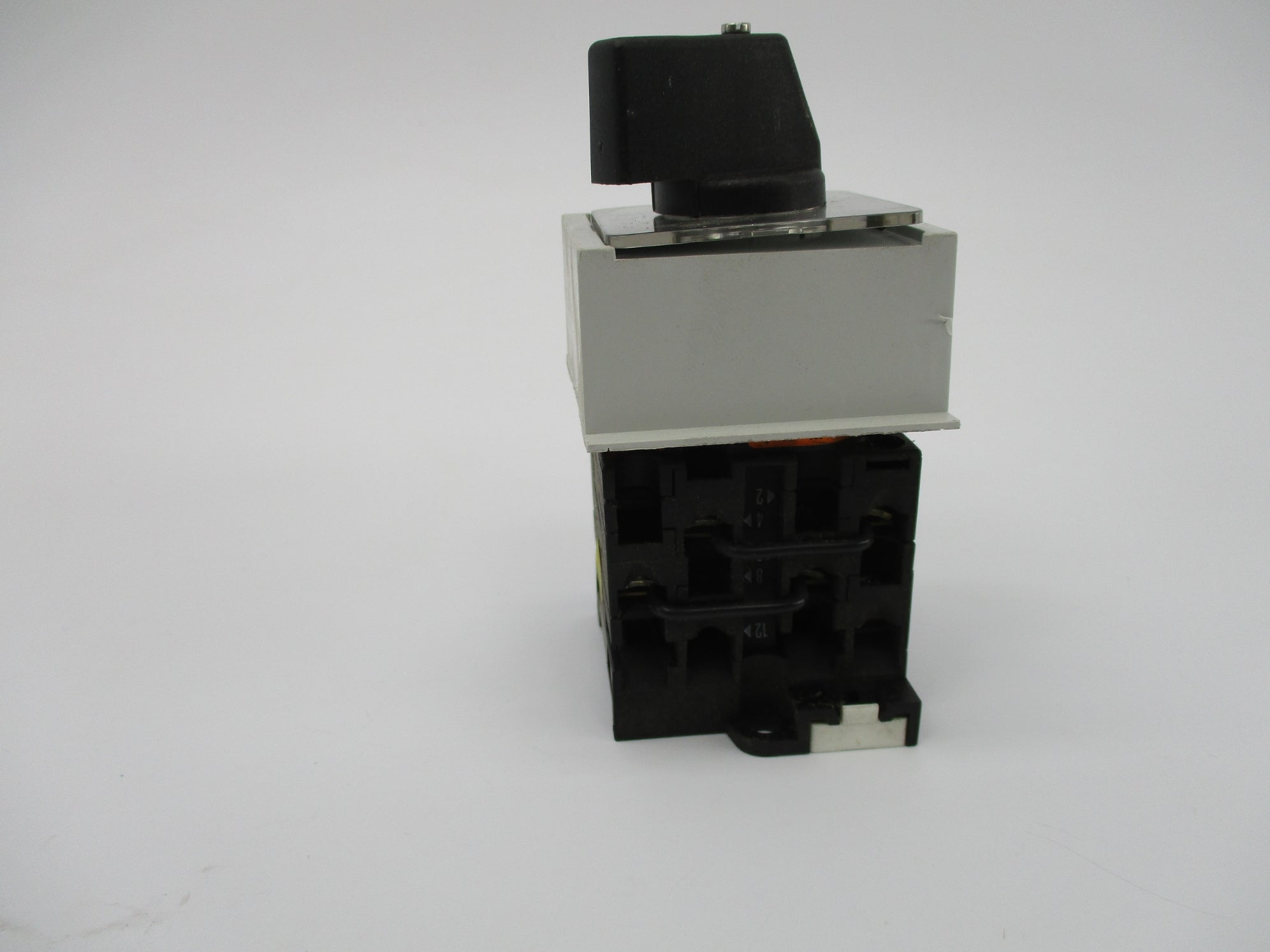 KLOCKNER MOELLER T0-3-8401 (AS PICTURED) NSNP