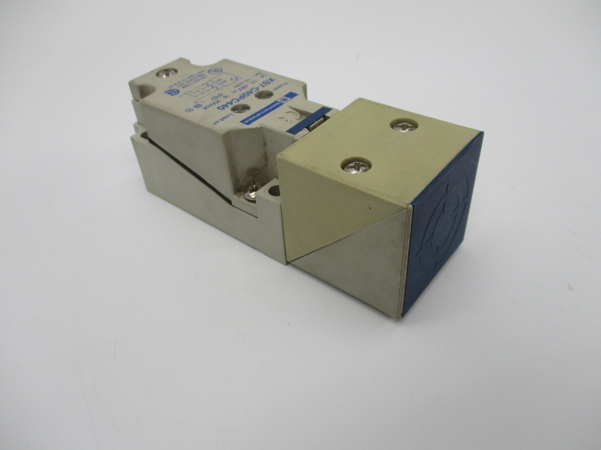 TELEMECANIQUE XS7C40PC440 NSMP