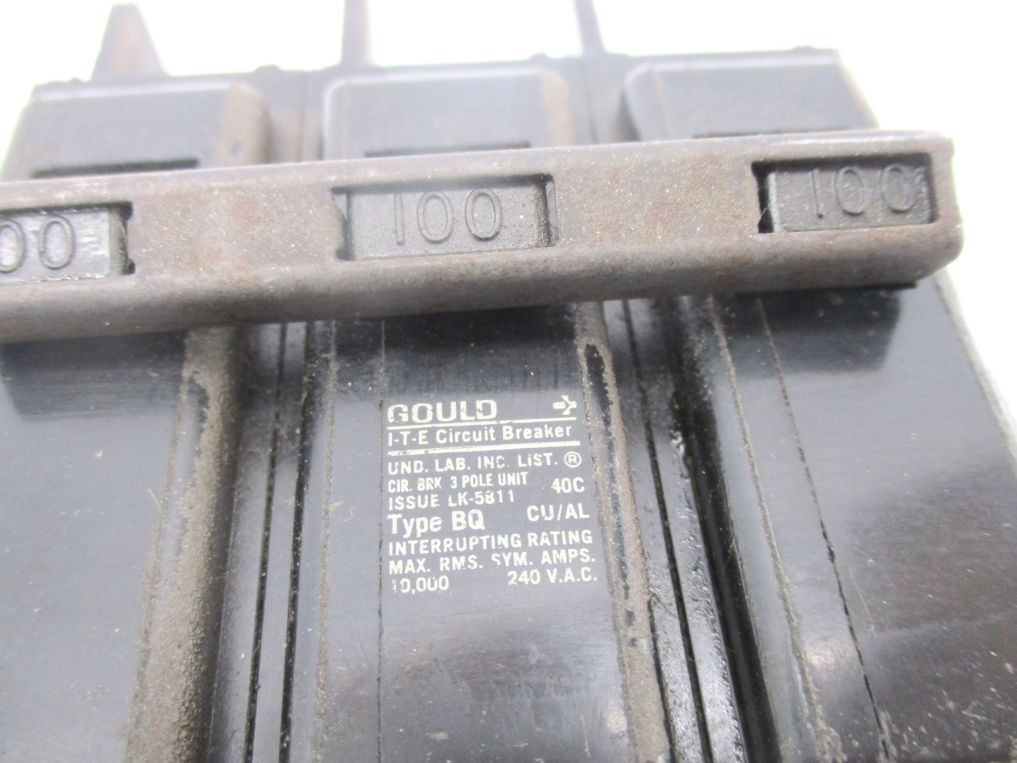 GOULD BQ3100 240V 100A UNMP