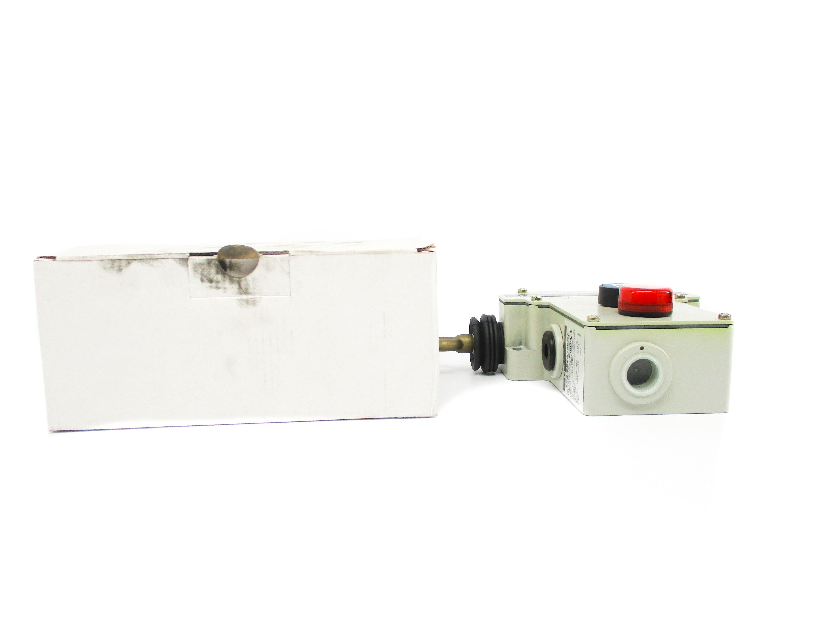 TELEMECANIQUE XY2CE2A196H7 NSMP