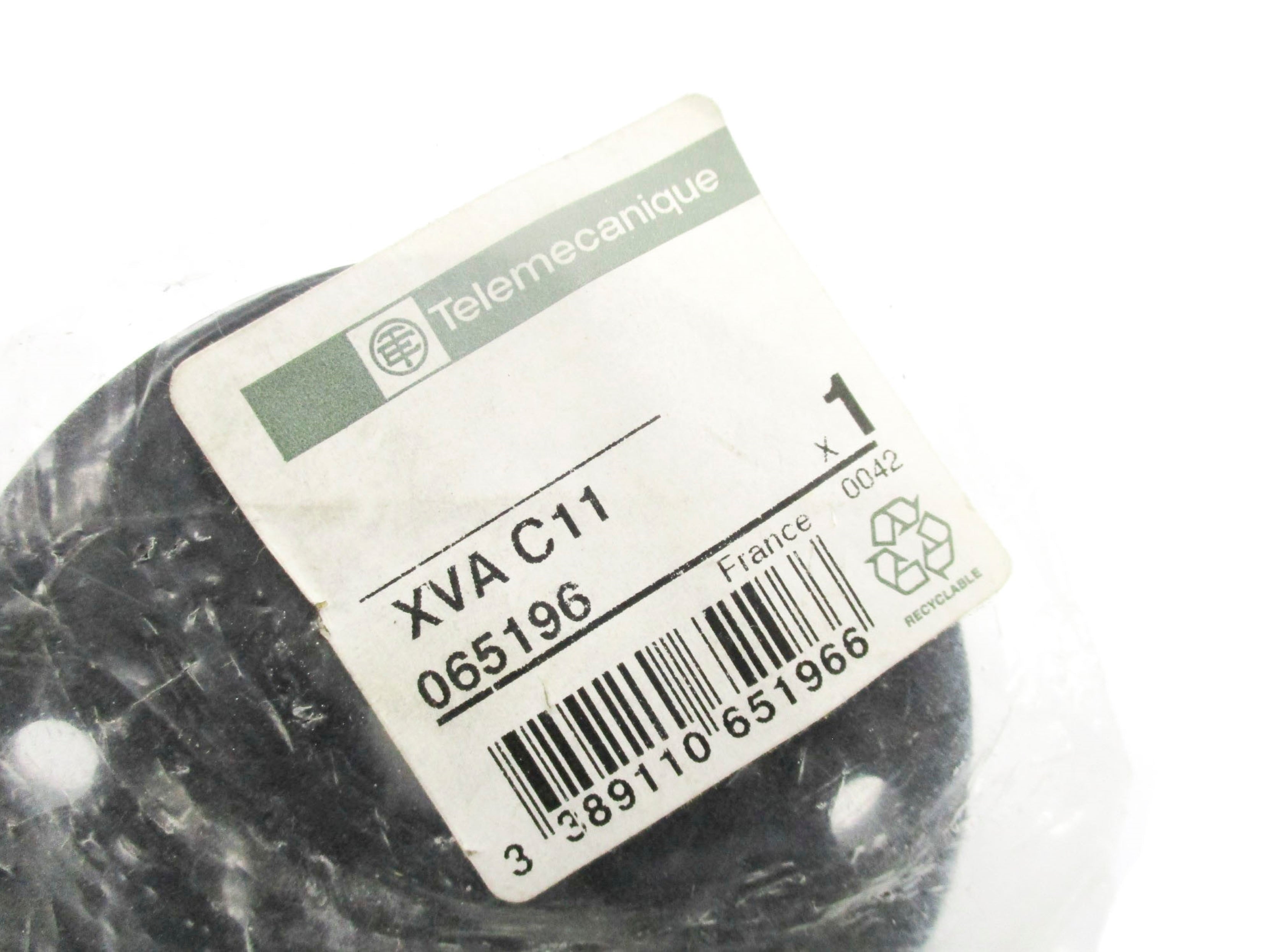 TELEMECANIQUE XVAC11 NSMP