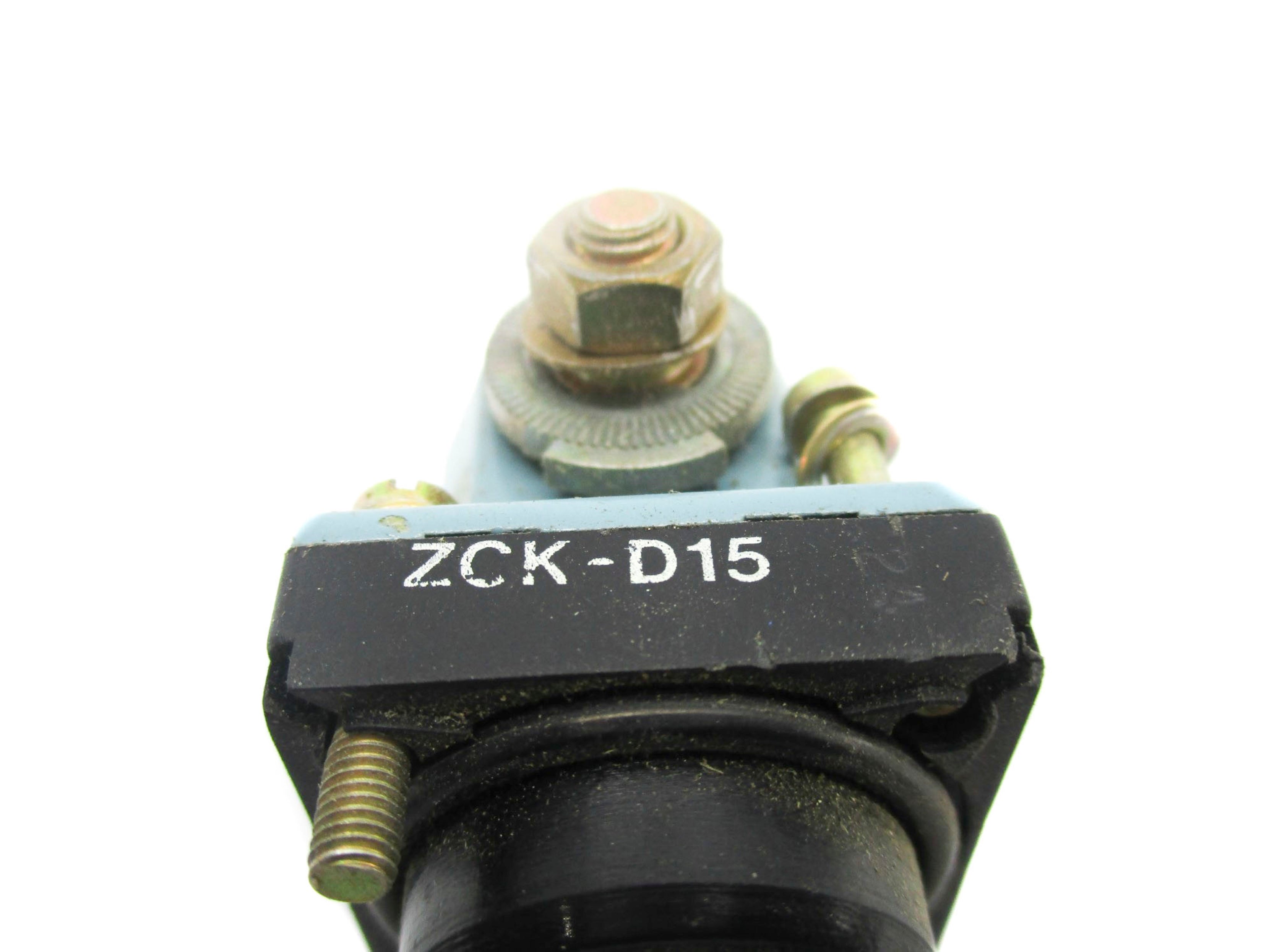TELEMECANIQUE ZCK-D15 (AS PICTURED) NSNP