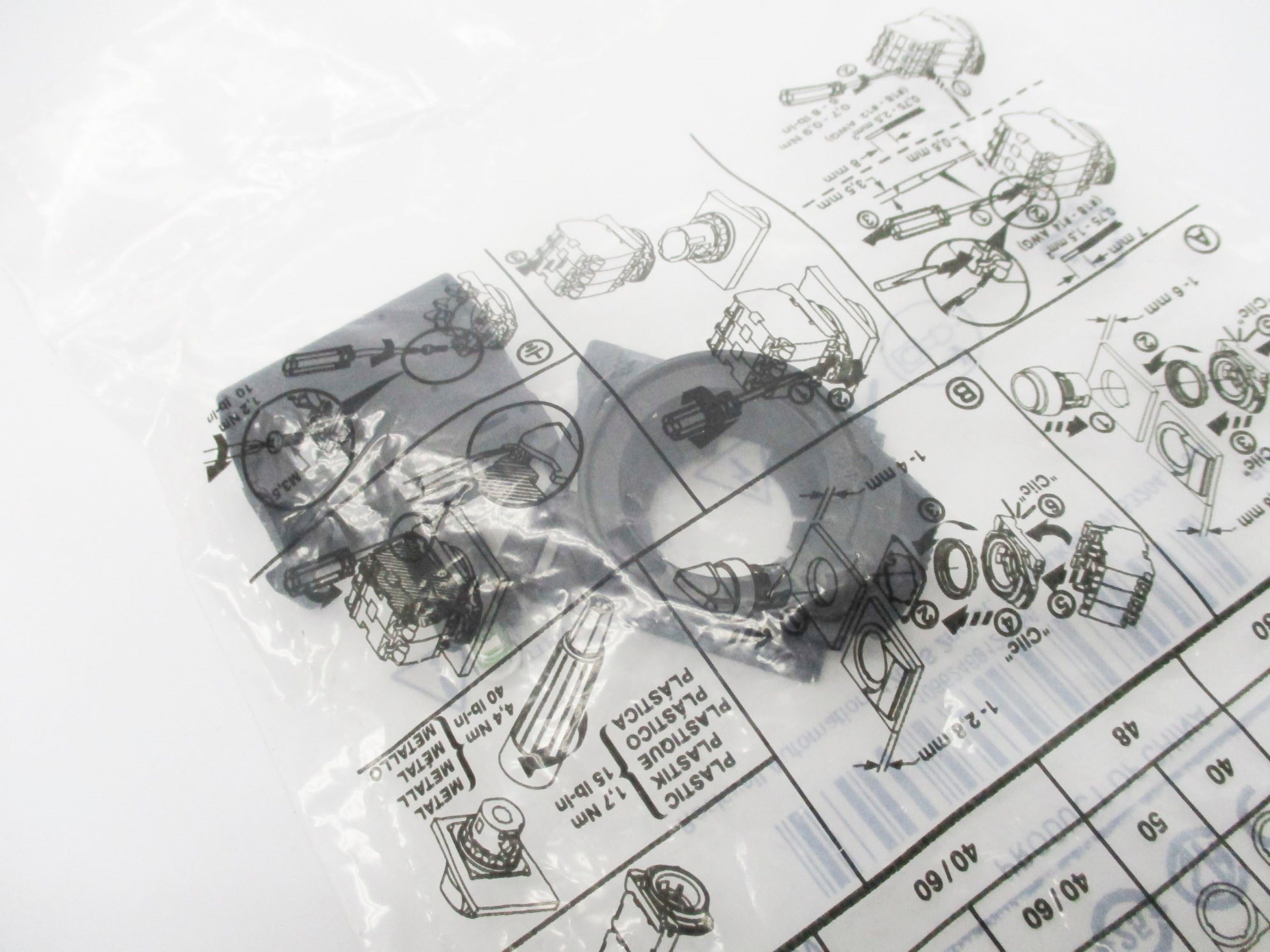 INDUSTRIAL SPARE PART 800F-PN3W SER. A 24V NSMP
