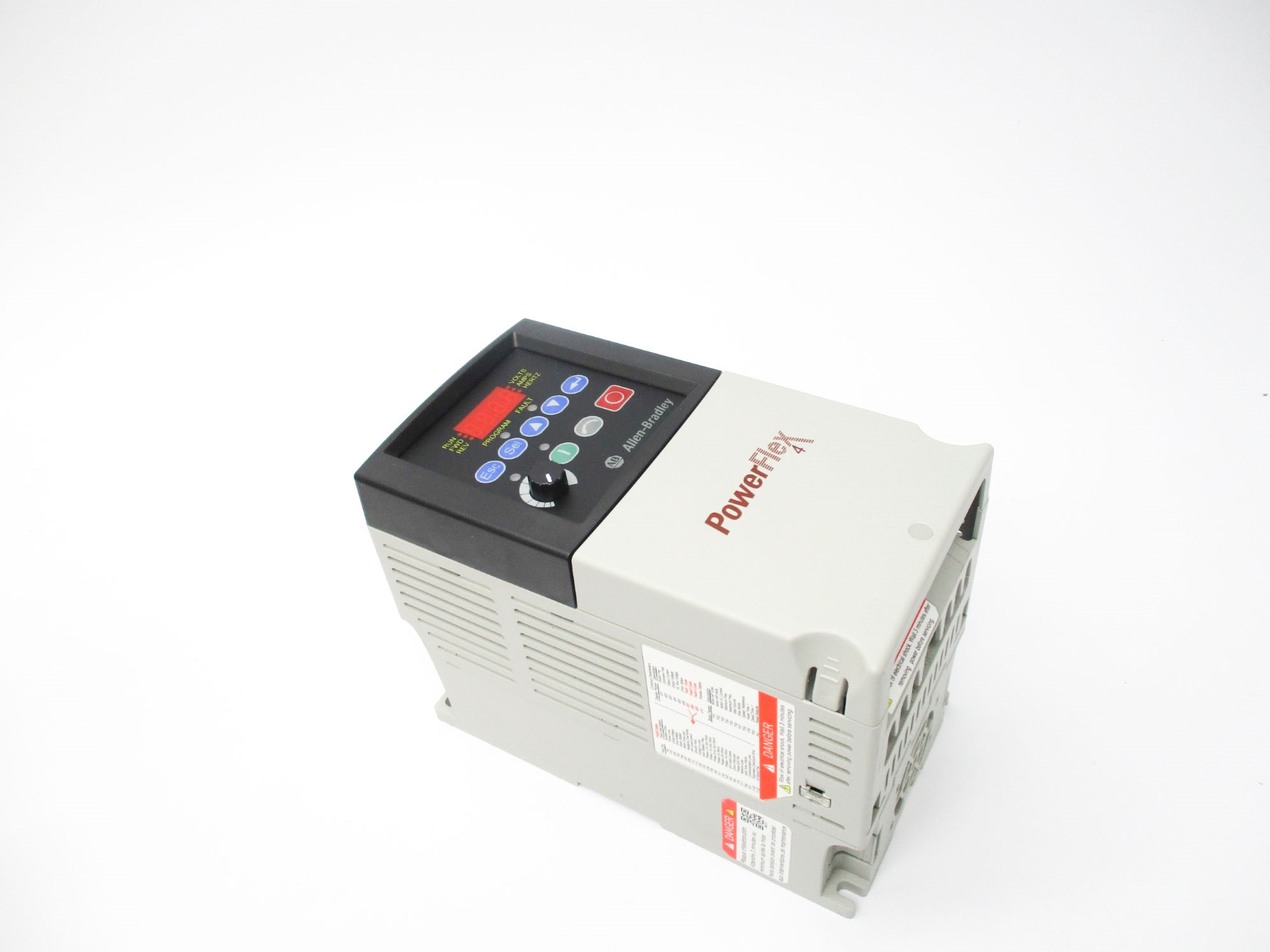 ALLEN BRADLEY 22A-D6P0N104 SER. A F/W 6.01 342-528VAC 7.5A NSMP