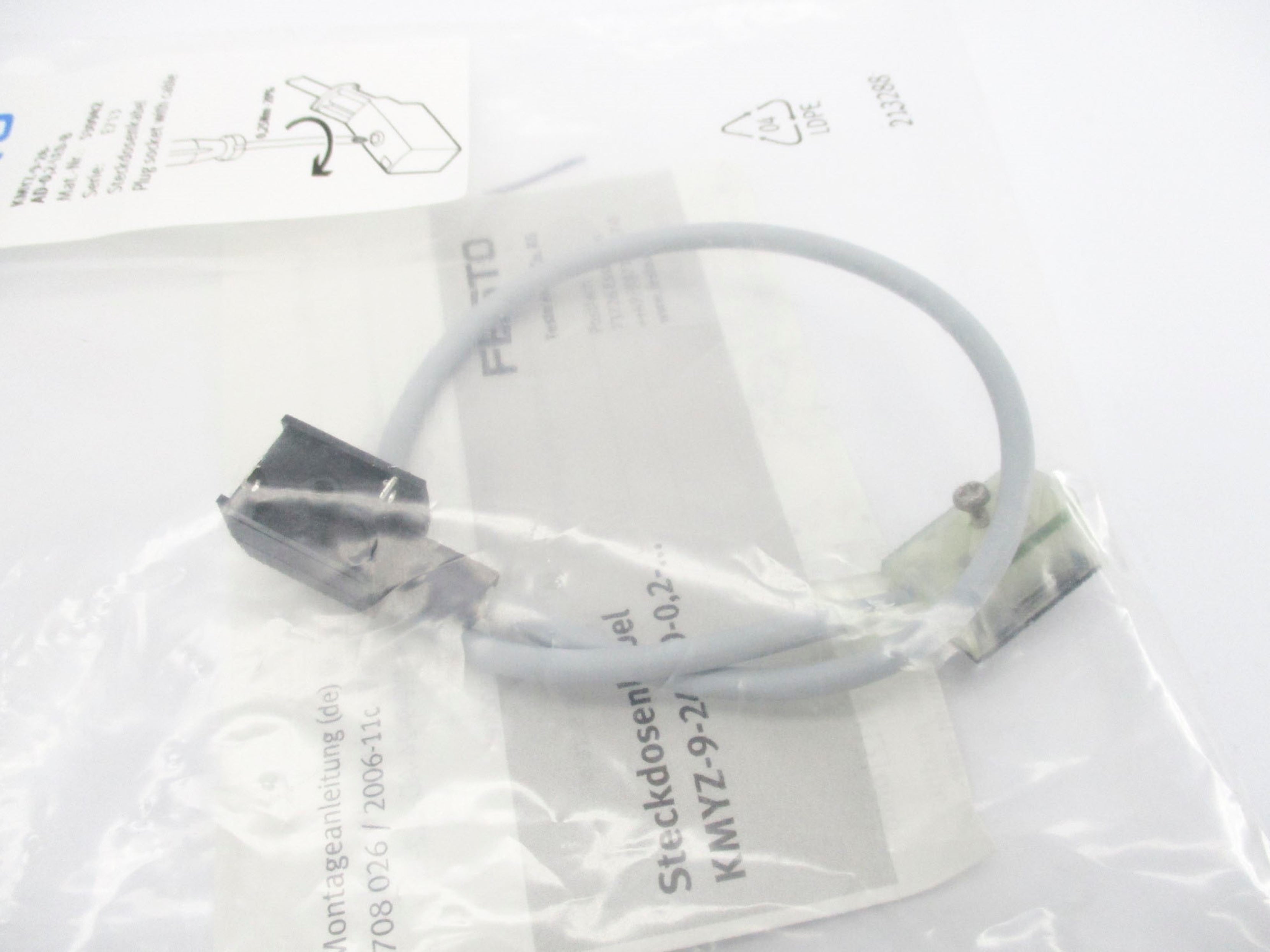 FESTO KMYZ-9-24-AD-0,2-LED-B NSMP