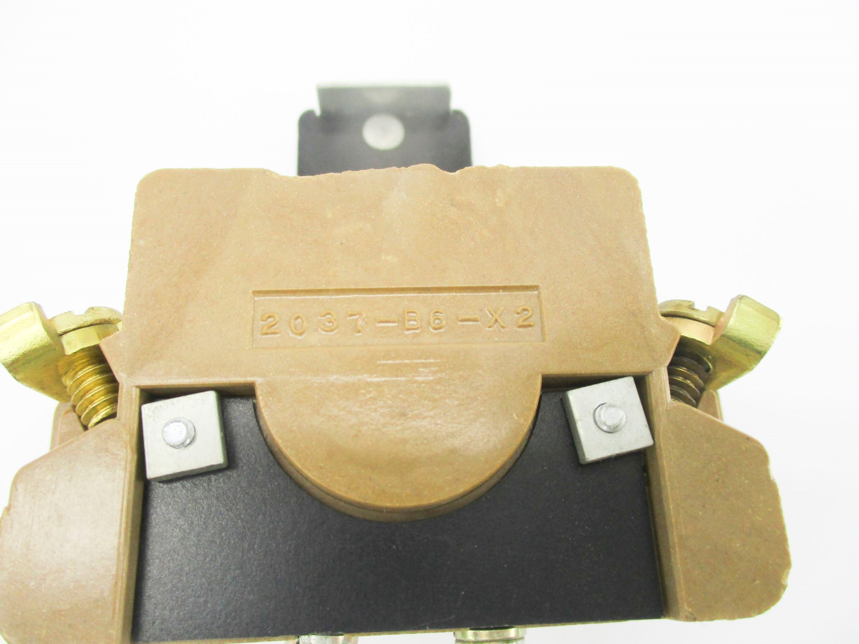SQUARE D 2037B6X2 UNMP