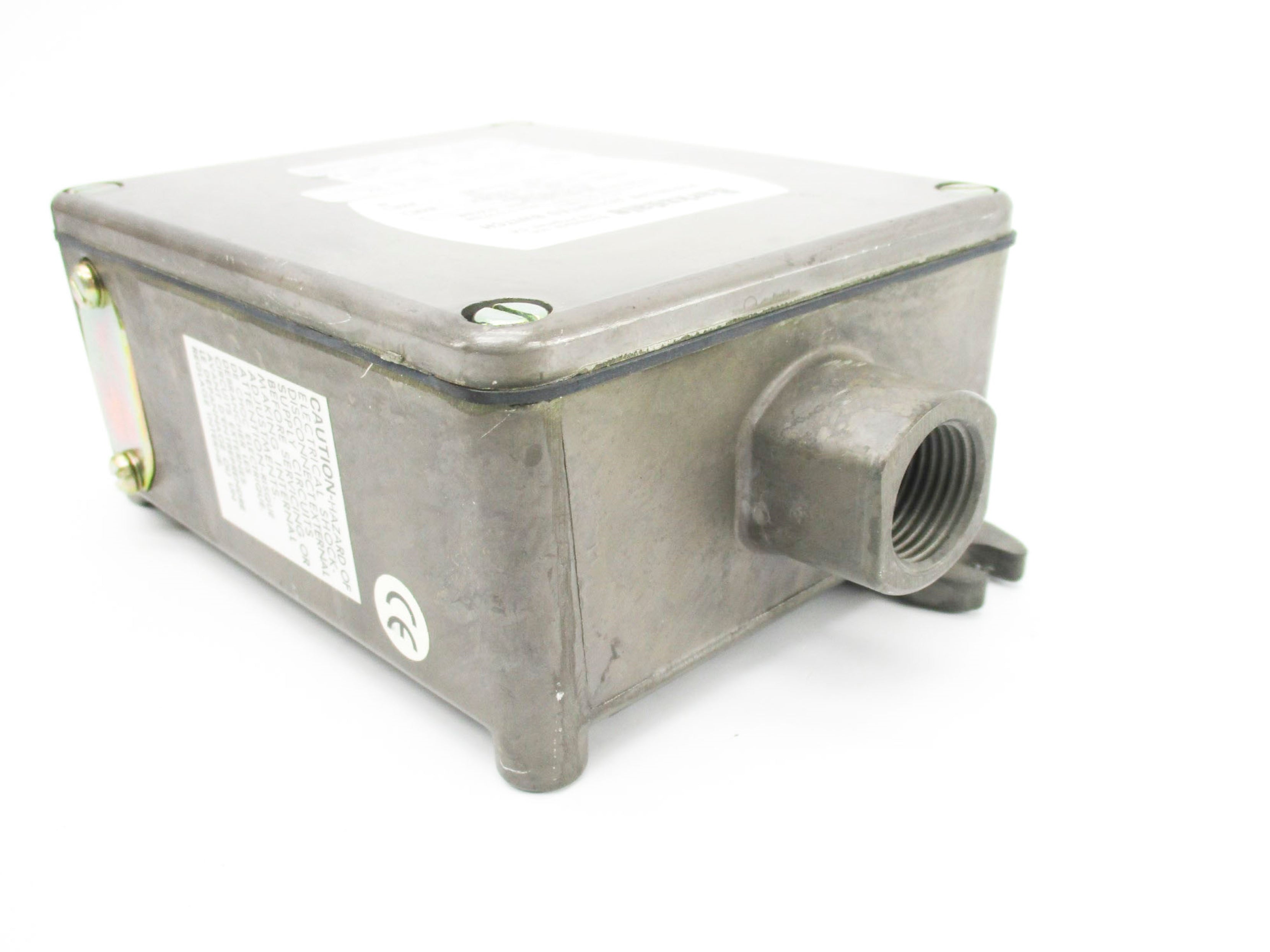 BARKSDALE B1T-H12SS-CS 1800PSI NSNP