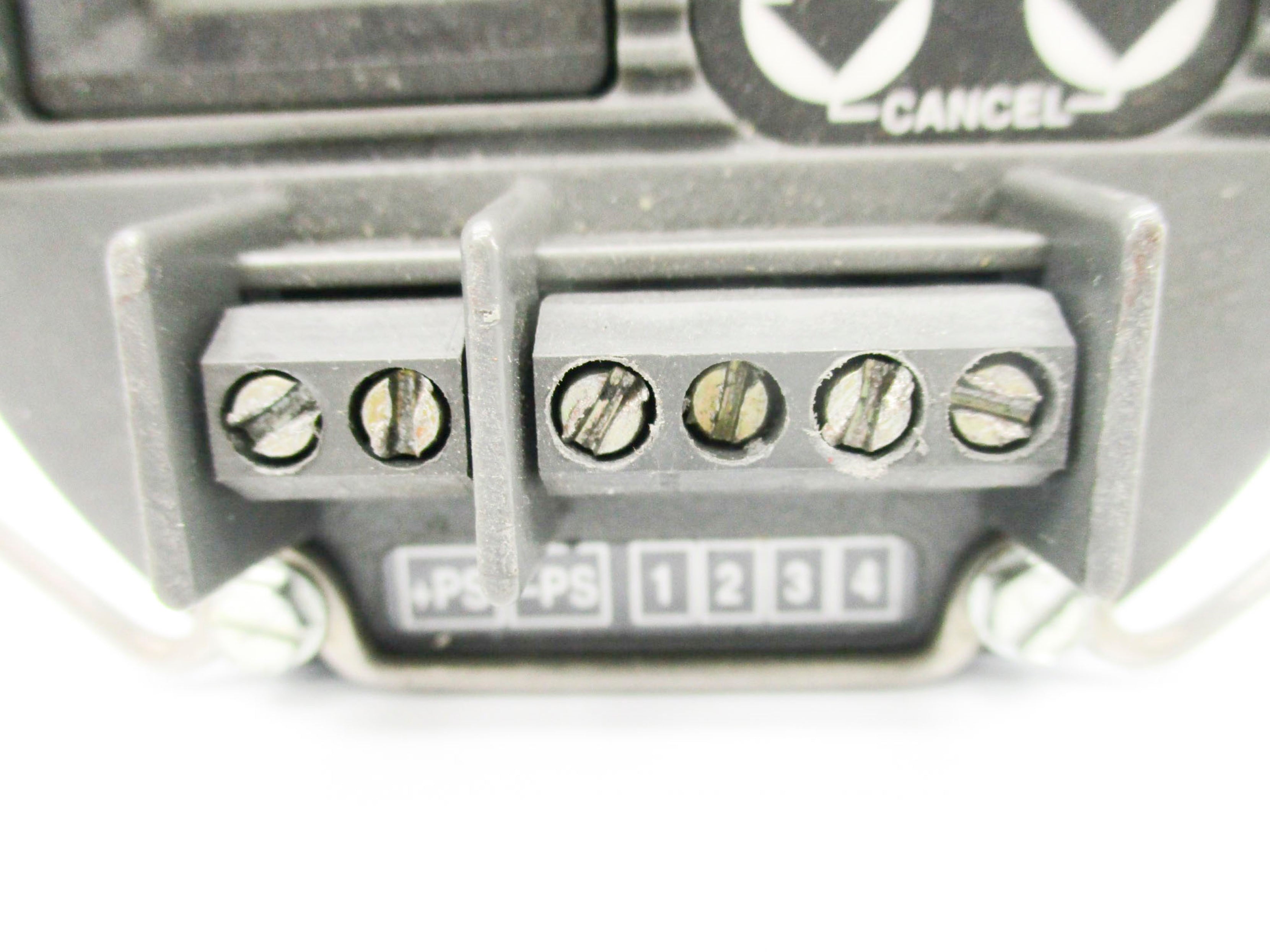 MOORE INDUSTRIES RIY/PRG/4-20MA/12-42DC (AS PICTURED) UNMP
