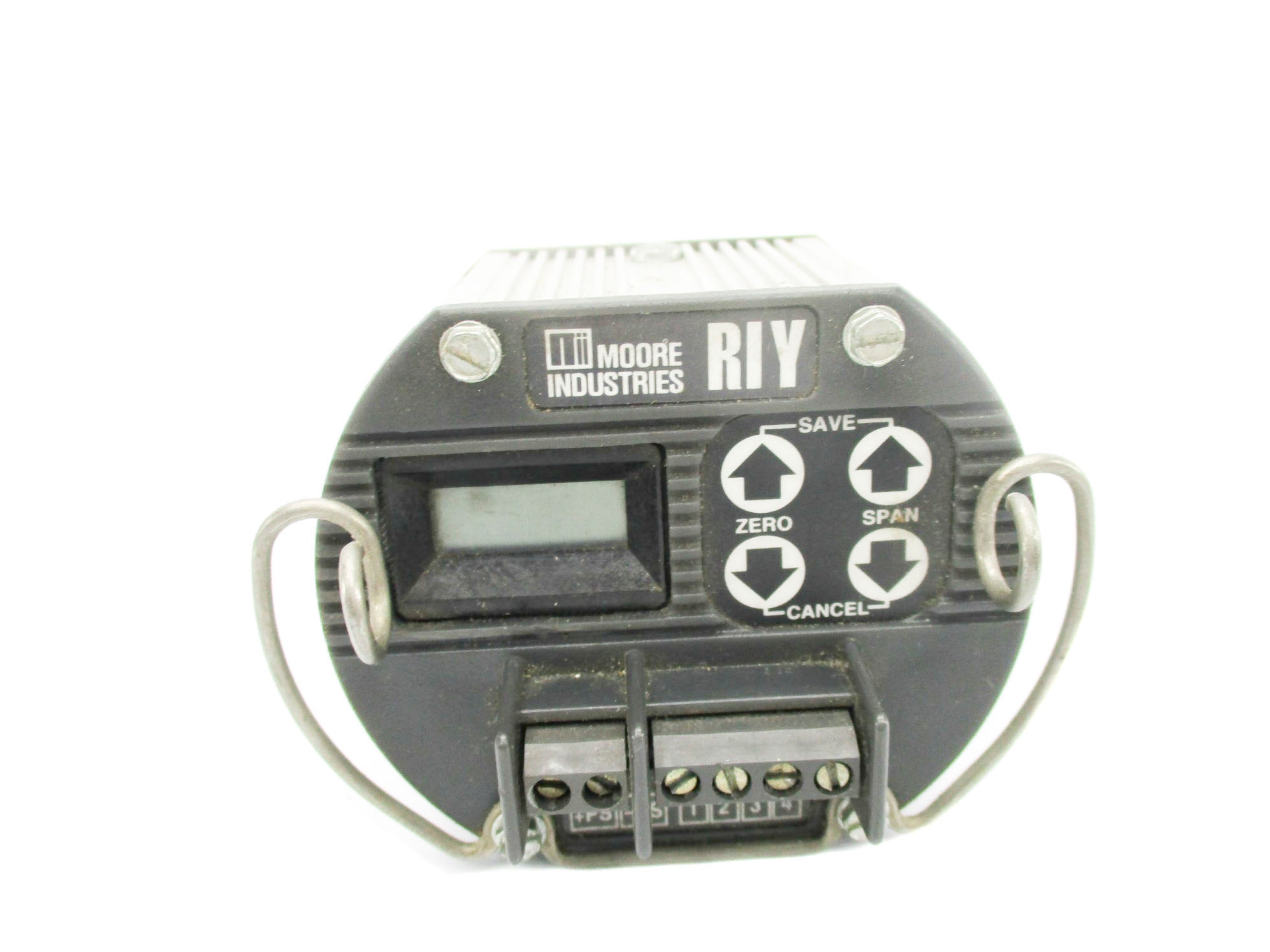 MOORE INDUSTIRES RIY/R0-0-300F/4-20MA/12-42DC UNMP