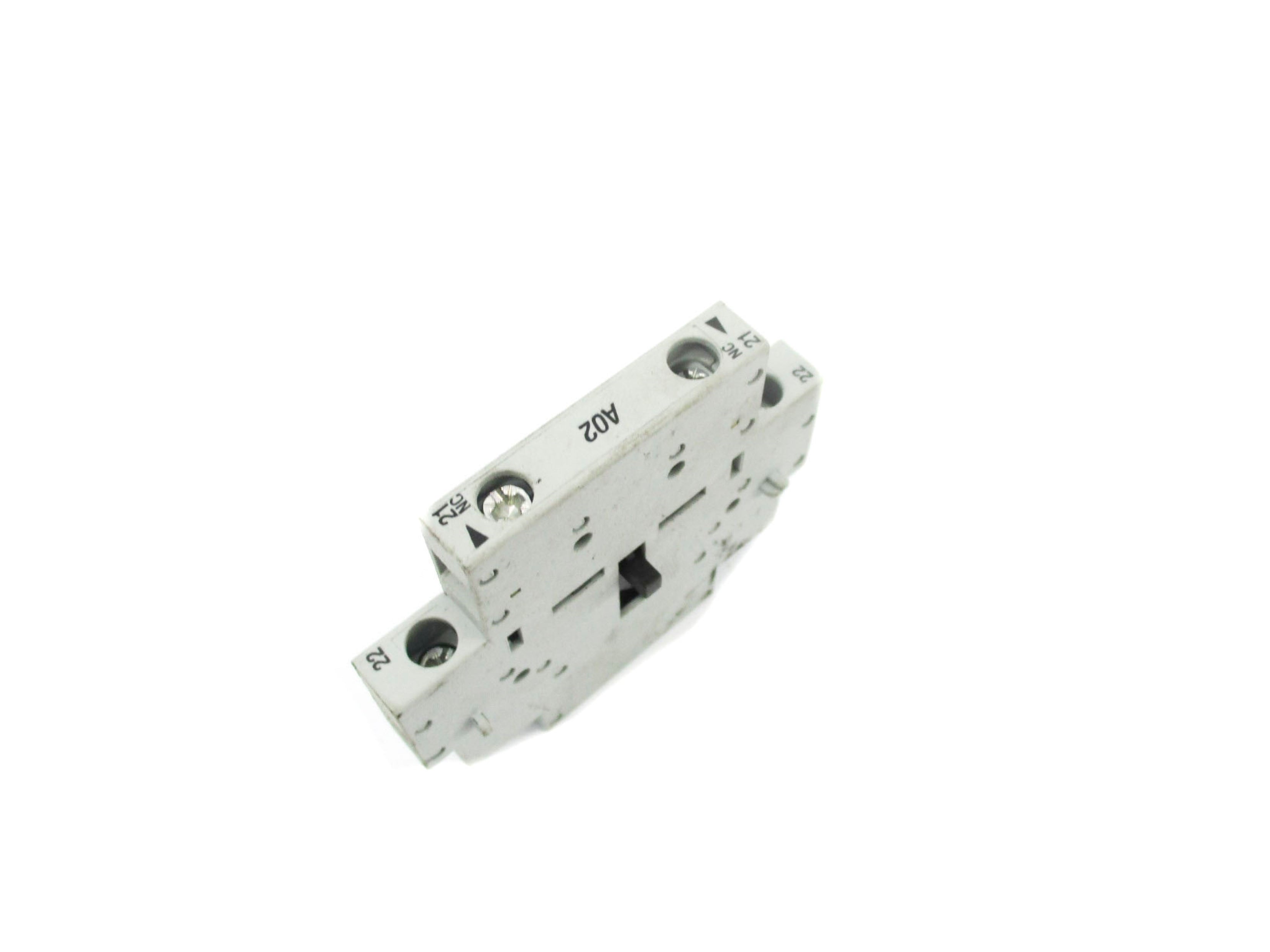 ALLEN BRADLEY 100-MCA02 SER. B UNMP