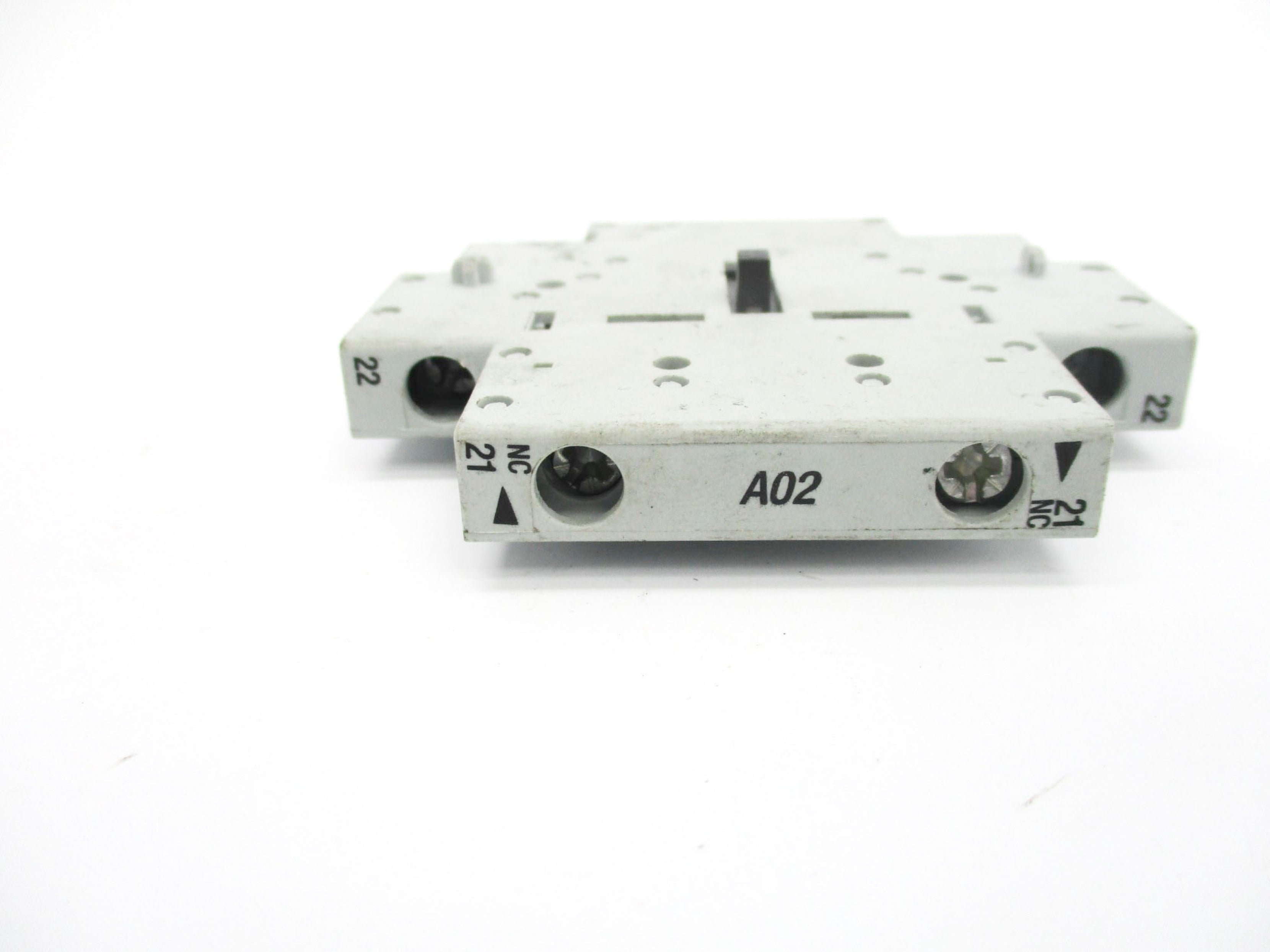 ALLEN BRADLEY 100-MCA02 SER. B UNMP
