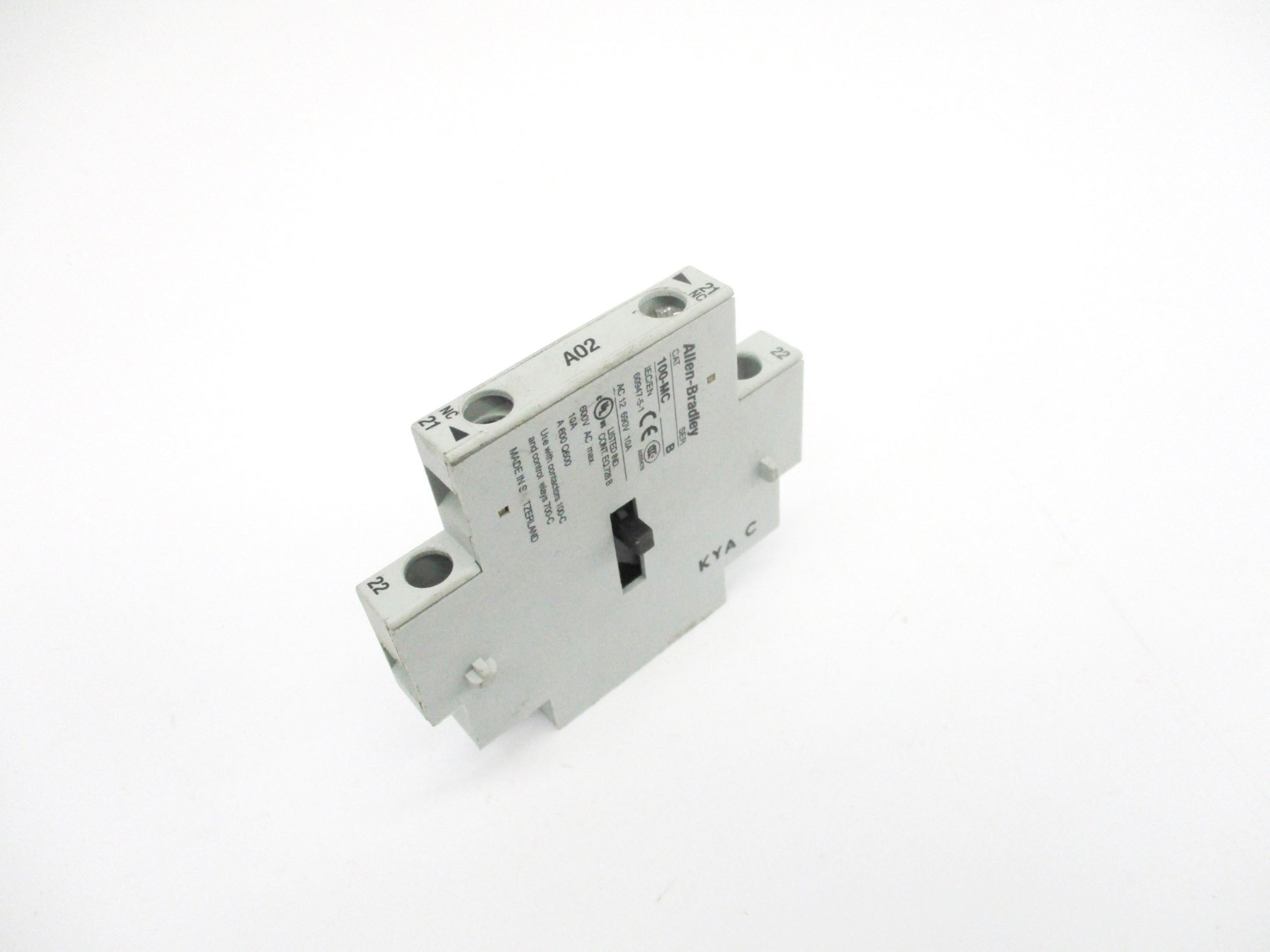 ALLEN BRADLEY 100-MCA02 SER. B UNMP