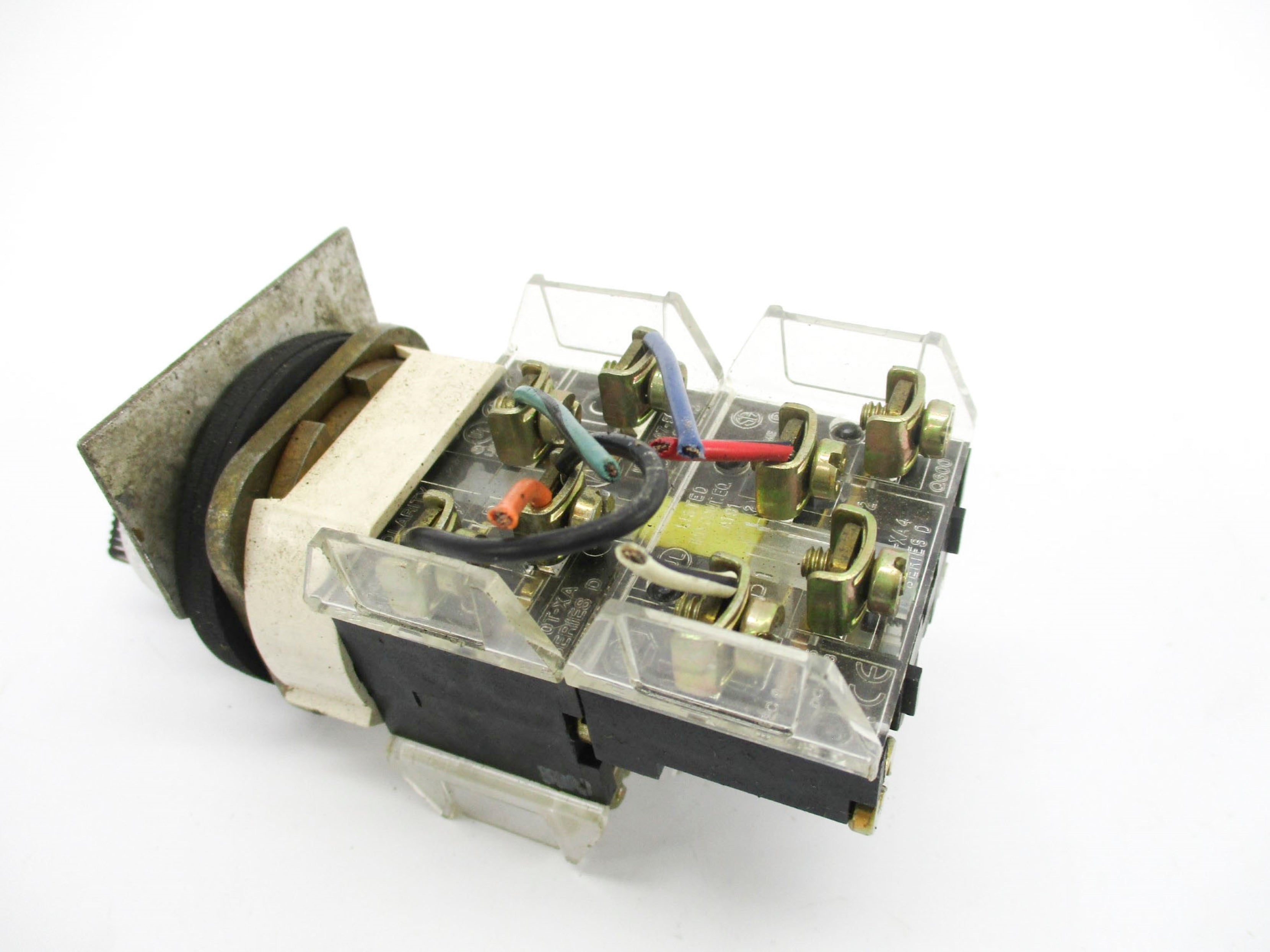 ALLEN BRADLEY 800T-J2C SER. T (AS PICTURED) UNMP