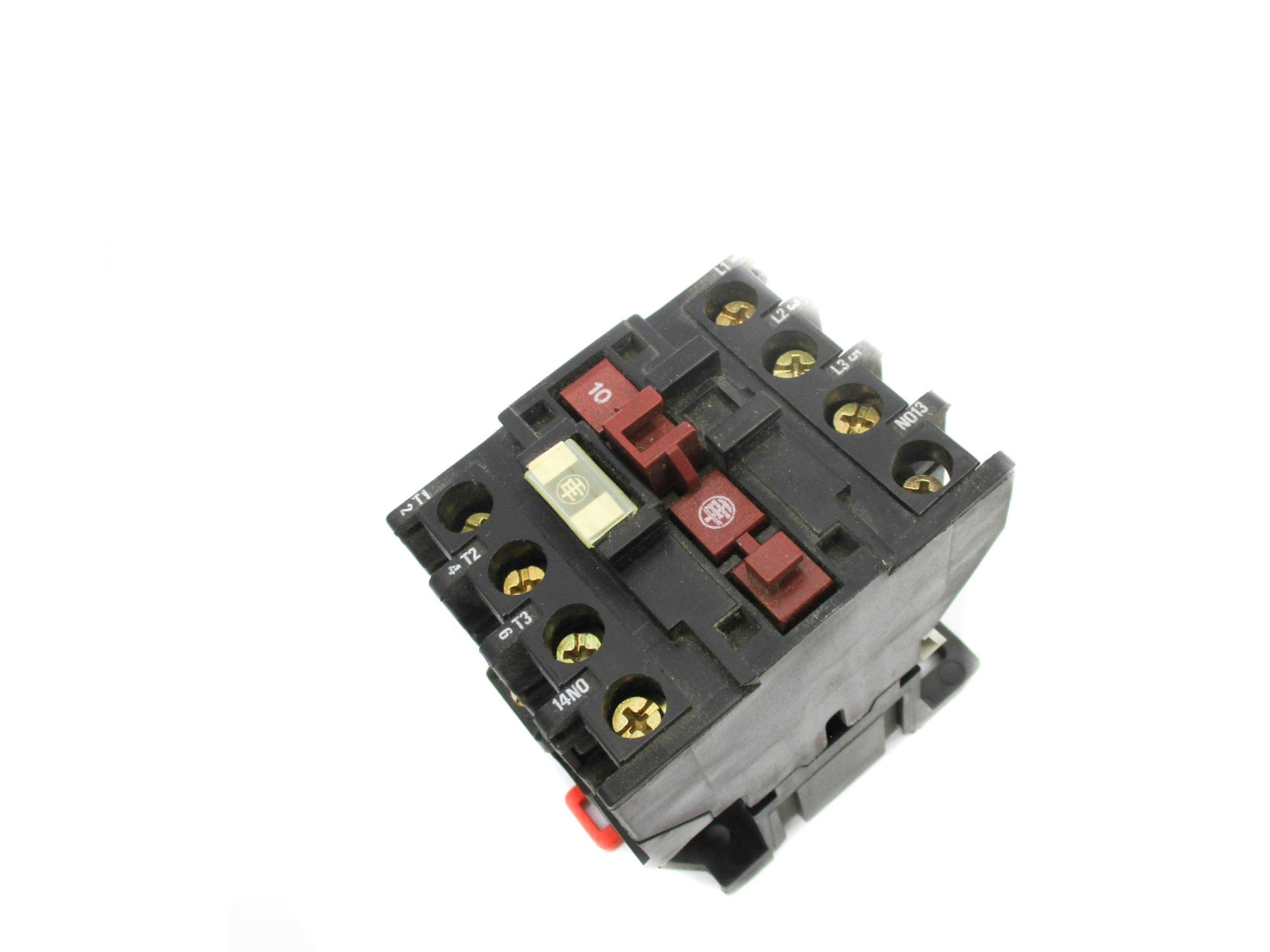 TELEMECANIQUE LC1-D253-A65 24V NSNP