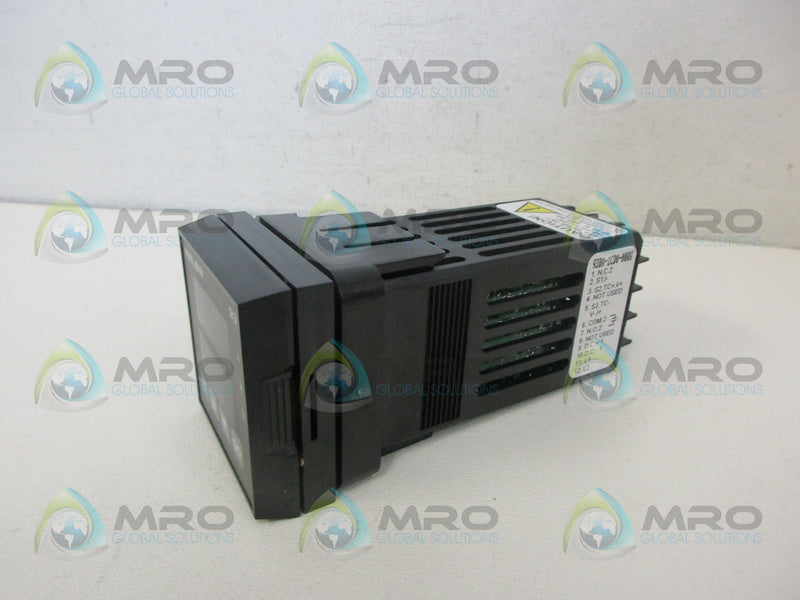 WATLOW 93BA1CD000RG TEMPERATURE CONTROLLER *NEW IN BOX*