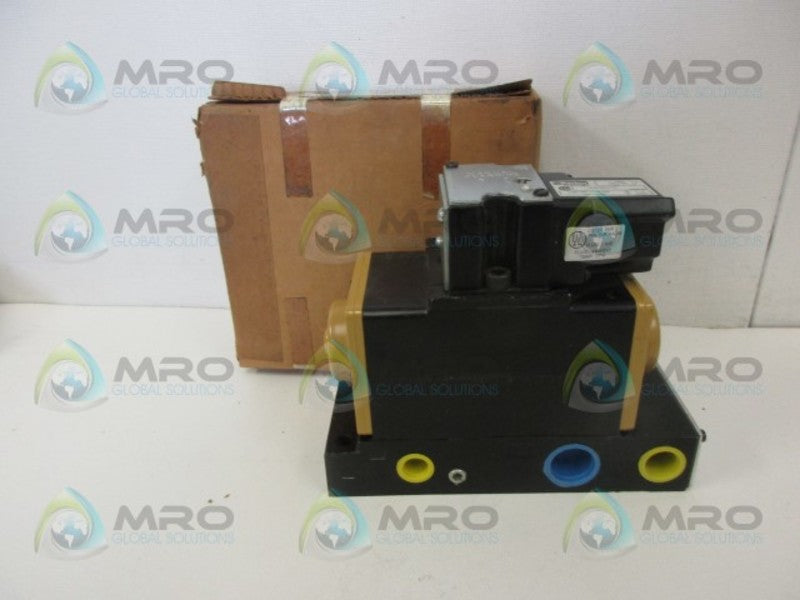 PARKER HHB2003701 PNEUMATIC VALVE *NEW IN BOX*