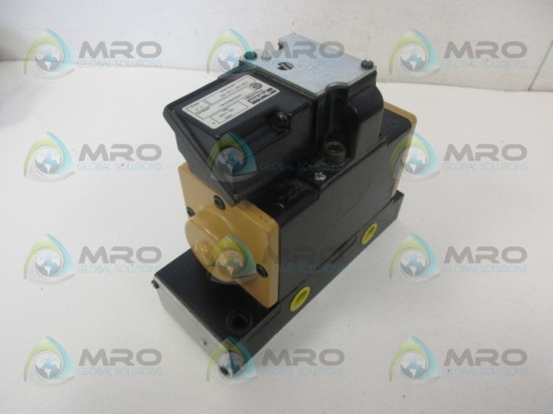 PARKER HHB2003701 PNEUMATIC VALVE *NEW IN BOX*