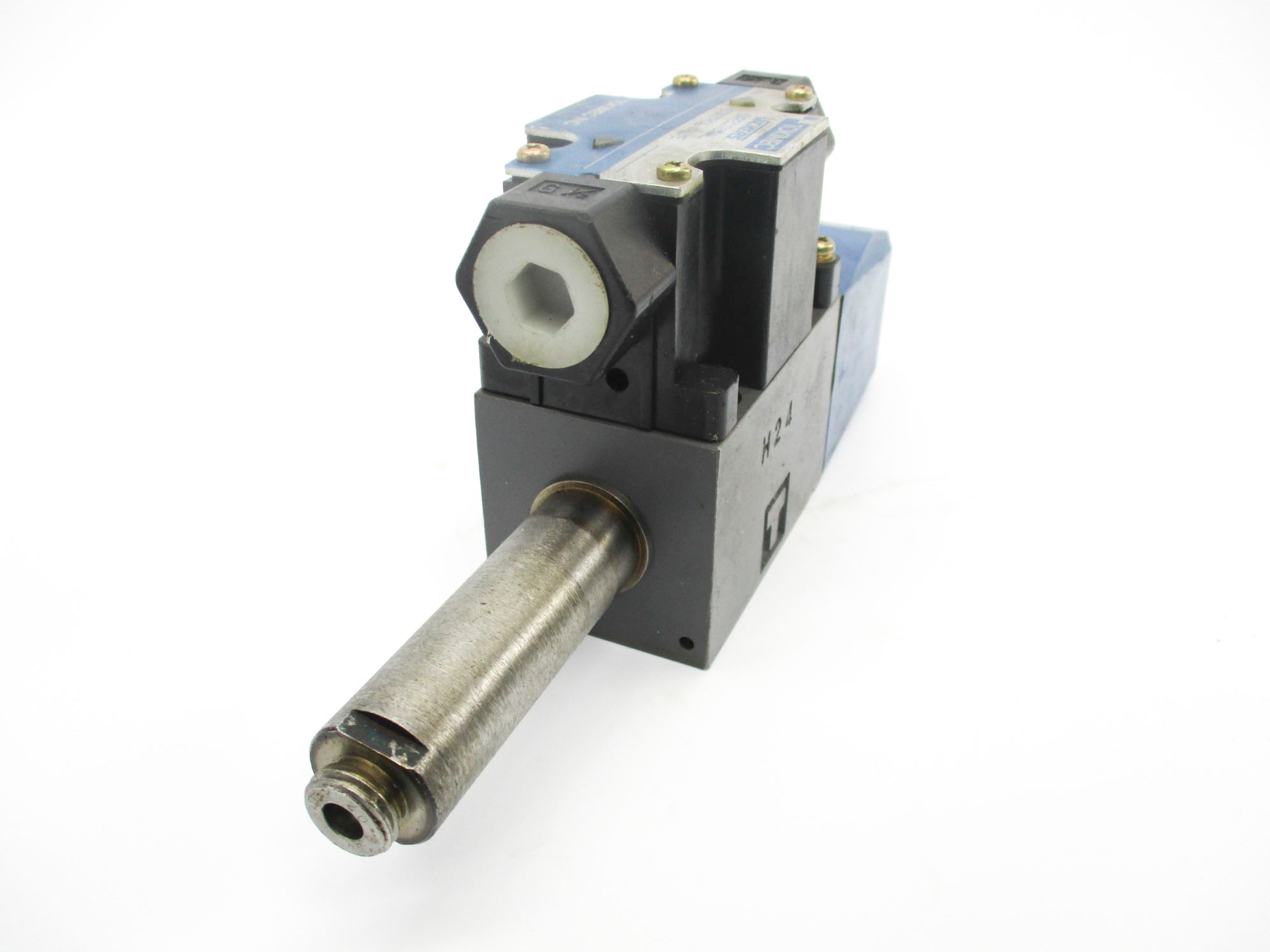 TOKIMEC DG4V32NMP7H750 24VDC NSNP