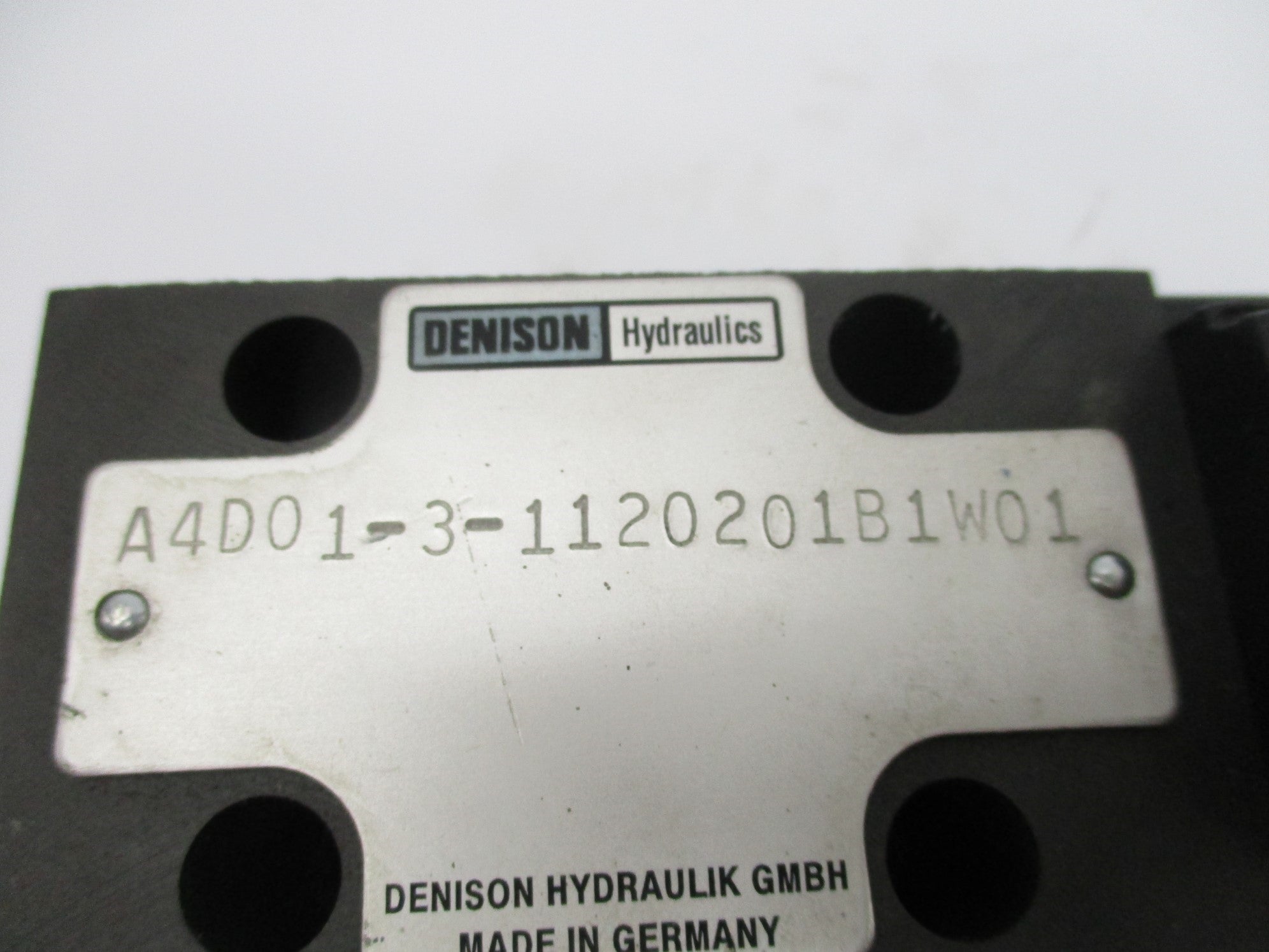 DENISON HYDRAULIC A4D01-3-1120201B1W01 NSNP