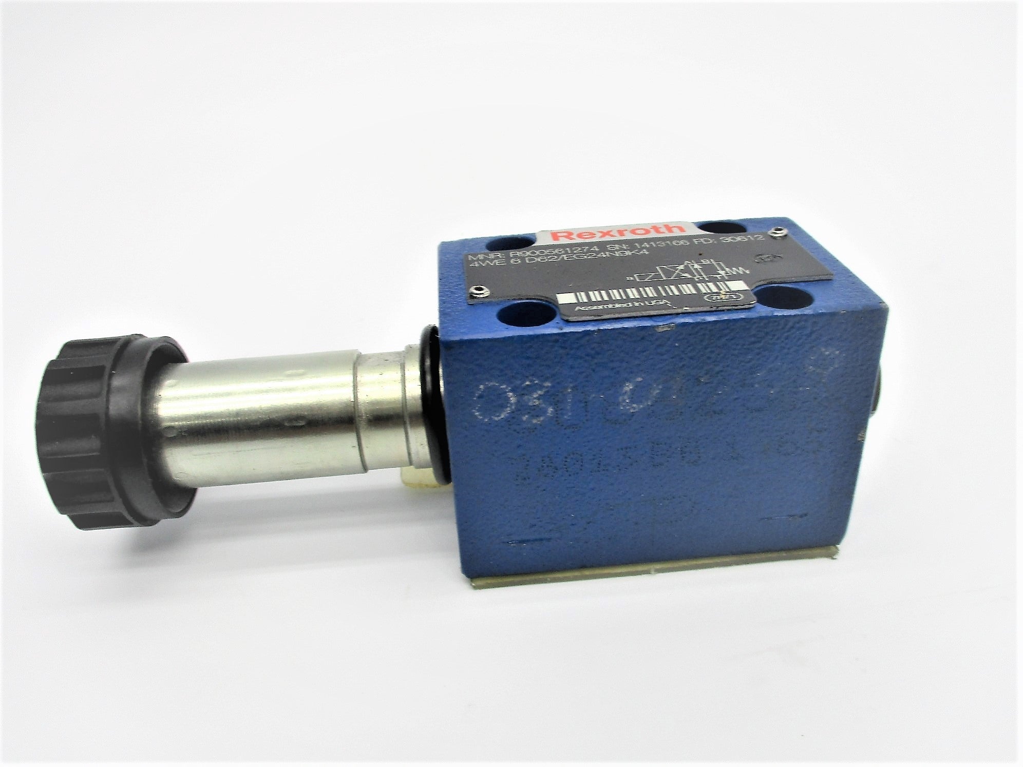 REXROTH  R900561274 4WE6D62/EG24N9K4 (AS PICTURED) NSNP