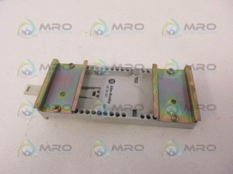 ALLEN BRADLEY 140-DC1 SER.C MOTOR STARTER PLATE ADAPTER *USED*