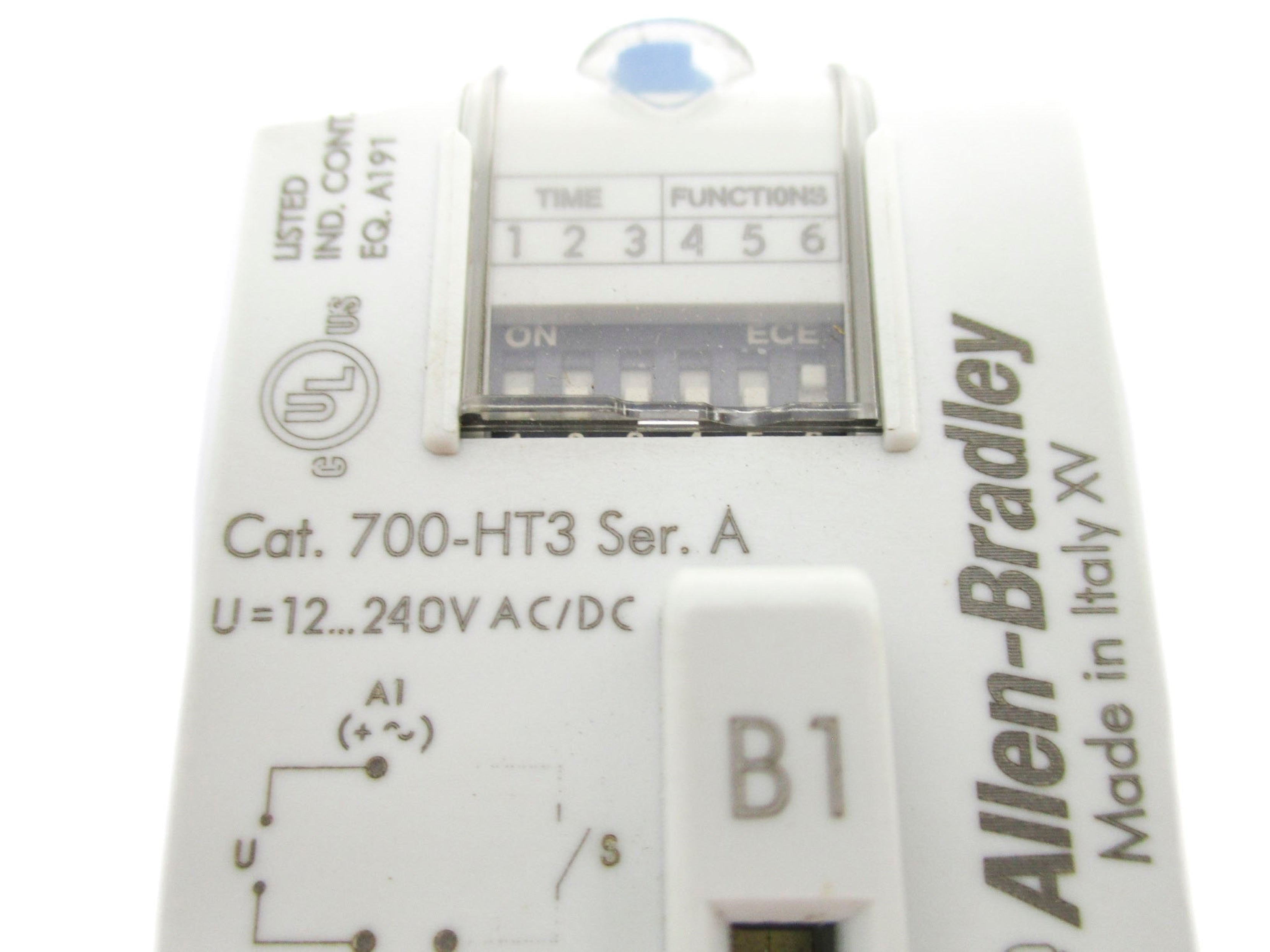 ALLEN BRADLEY 700-HT3 SER. A UNMP