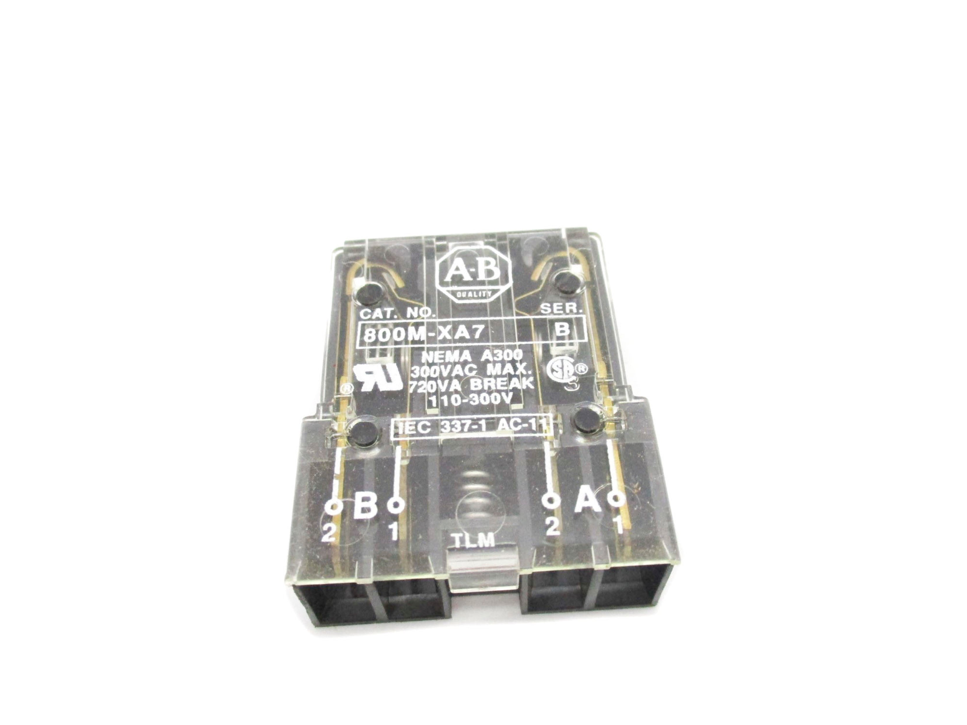 ALLEN BRADLEY 800M-XA7 SER. B  (BK/YL) NSMP