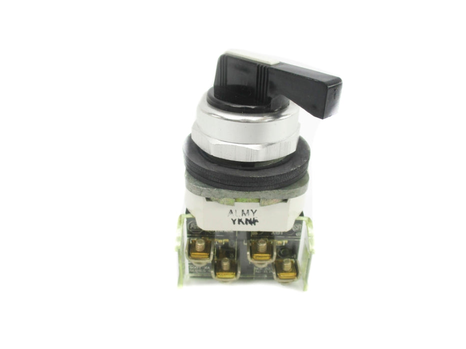 ALLEN BRADLEY 800T-J18KR1 SER. T NSNP