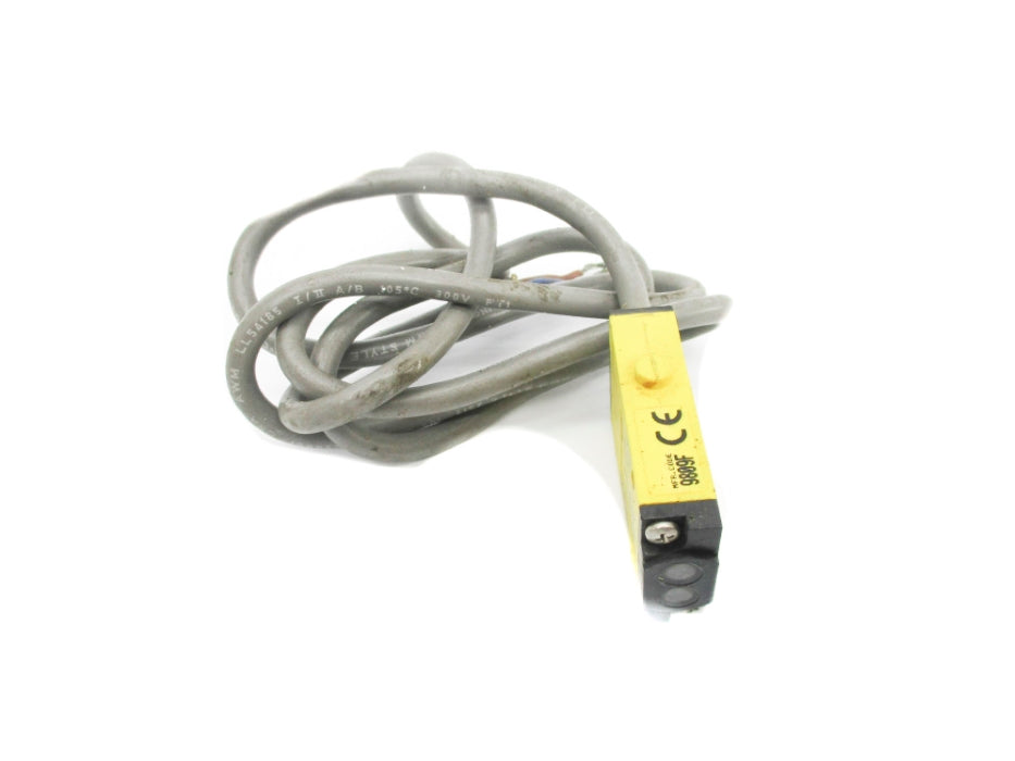 BANNER ENGINEERING SM2A312W 24-240VAC UNMP