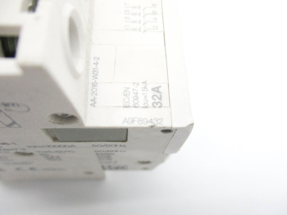 SCHNEIDER ELECTRIC A9F89432 400V 32A (AS PICTURED) NSNP