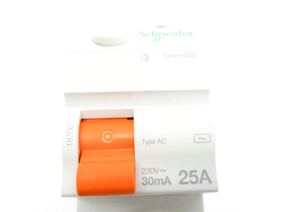 SCHNEIDER ELECTRIC DOMB2 16700 230V 25A UNMP
