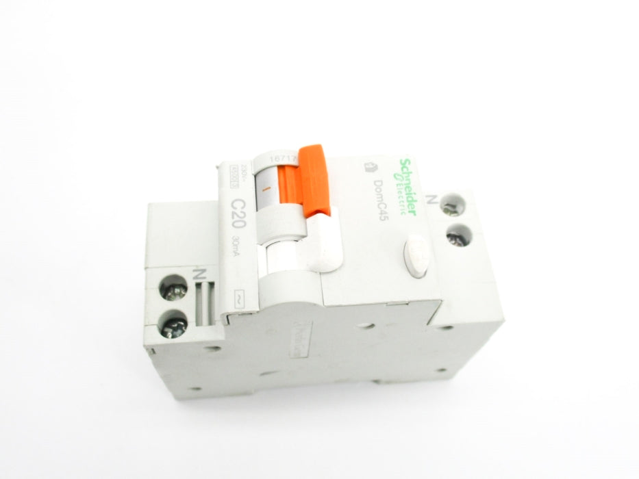 SCHNEIDER ELECTRIC DOMC45 16717 230V 20A UNMP