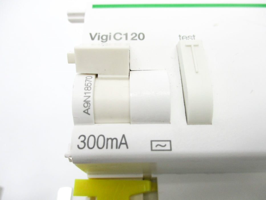 SCHNEIDER ELECTRIC A9N18570 NSNP