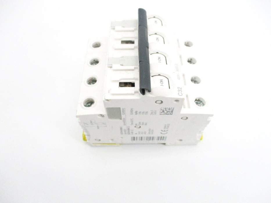 SCHNEIDER ELECTRIC A9F79432 400V 32A (AS PICTURED1) UNMP