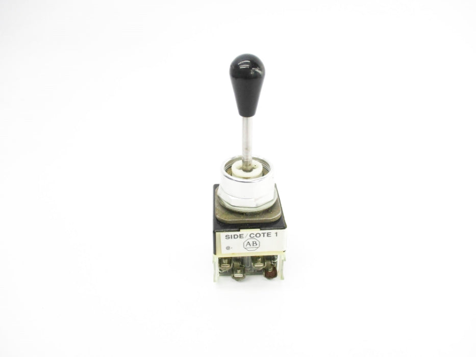 ALLEN BRADLEY 800T-T2S SER. P NSNP