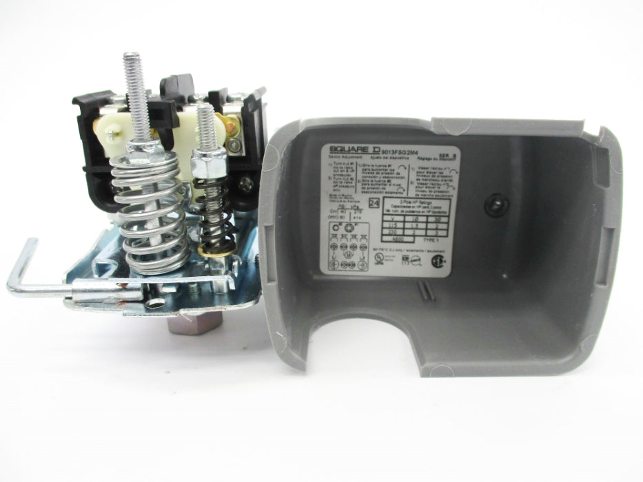 SCHNEIDER ELECTRIC 9013FSG2J24M4 60PSI NEW IN SCHNEIDER PACKAGE NSMP