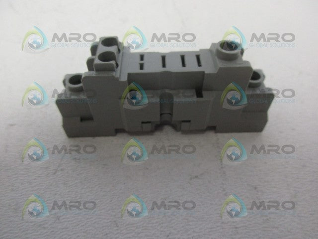 IDEC SH1B-05C RELAY SOCKET *NEW NO BOX*