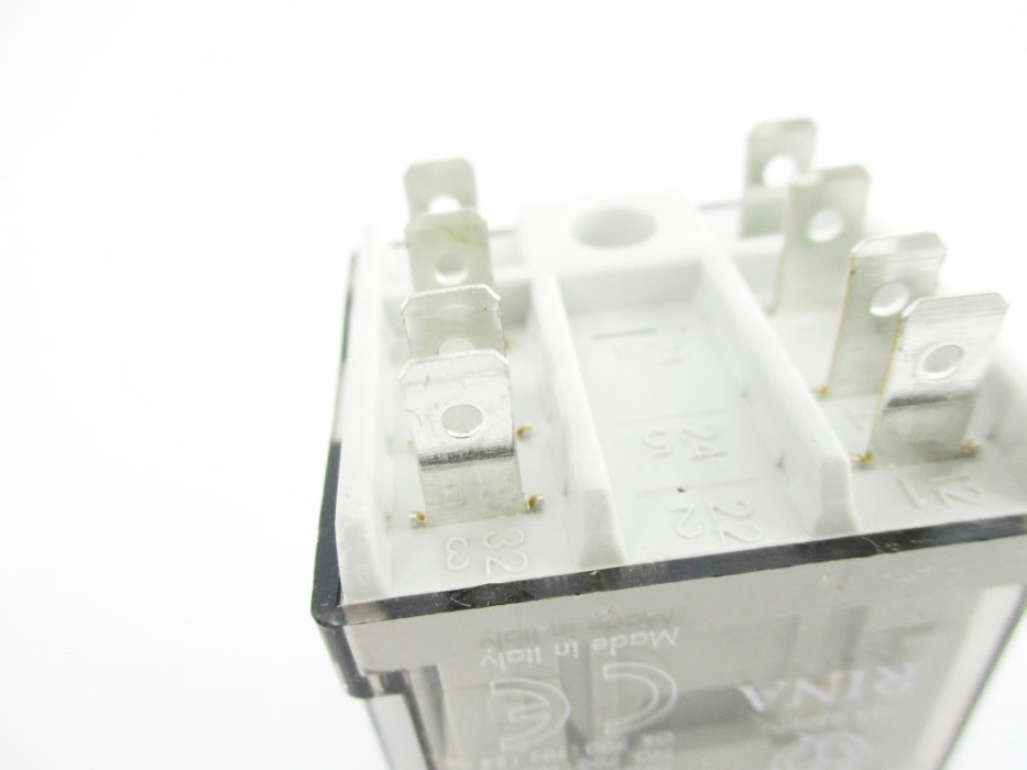 ALLEN BRADLEY 700-HB32Z24 SER. E 24VDC 15A UNMP