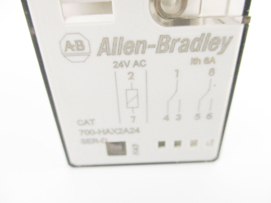 ALLEN BRADLEY 700-HAX2A24 SER. D 24VAC 6A UNMP