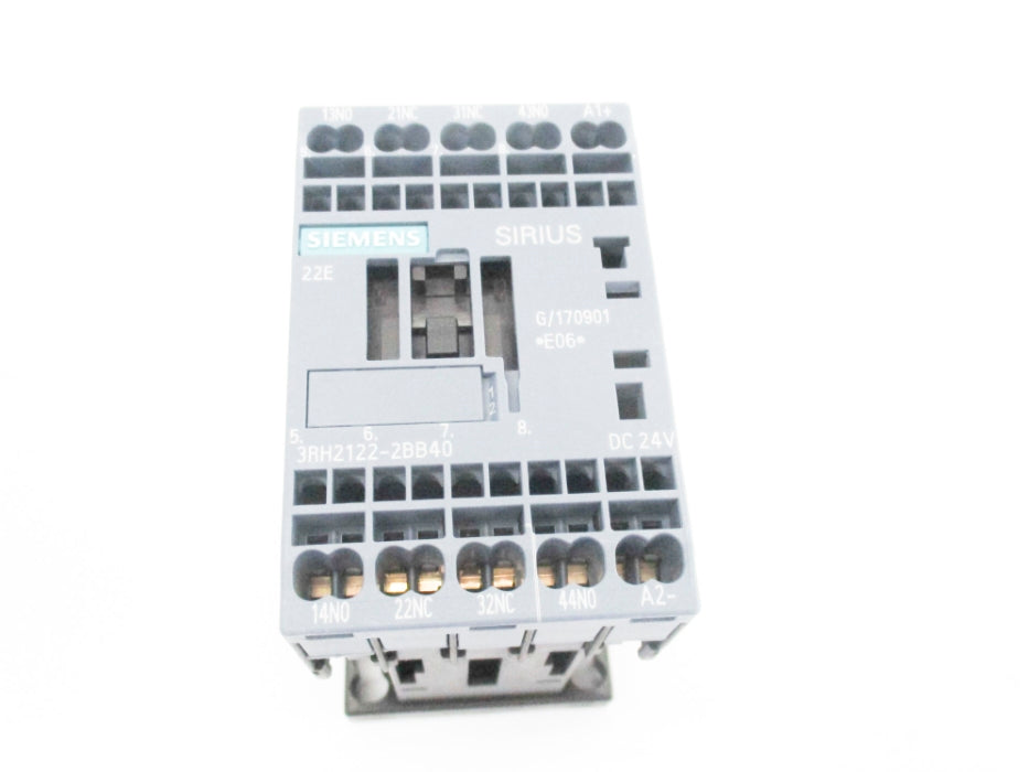 SIEMENS 3RH2122-2BB40 240VAC 10A NSMP