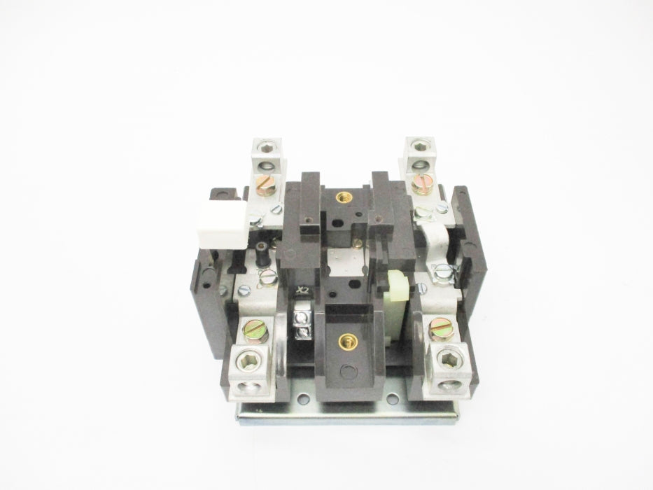 CUTLER HAMMER C300EN1 SER. A2 600V 100A NSMP