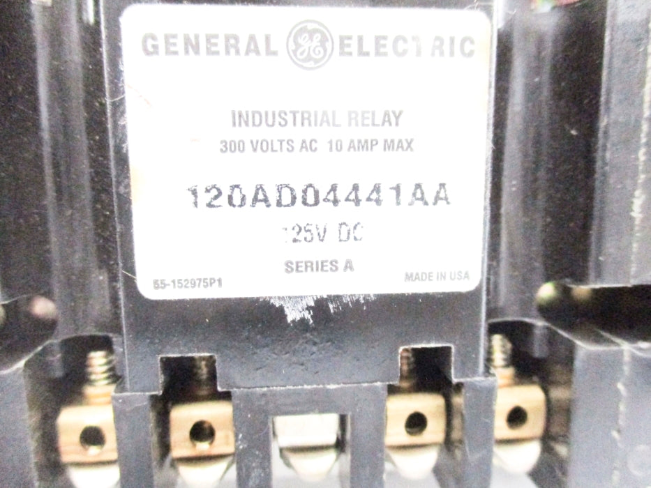 GENERAL ELECTRIC 120AD04441AA SER. A 125V 10A NSNP