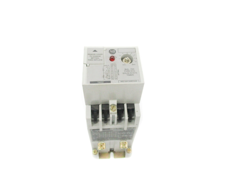 ALLEN BRADLEY 700-RTC00000U1 SER. A 110/120V 30A NSNP
