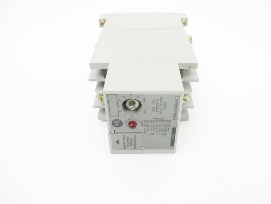 ALLEN BRADLEY 700-RTC00000U1 SER. A 110/120V 30A NSNP
