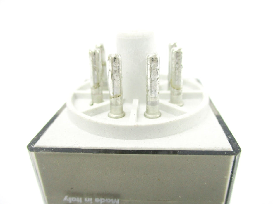 ALLEN BRADLEY 700-HAB2A1-4 SER. D 120VAC 6A UNMP