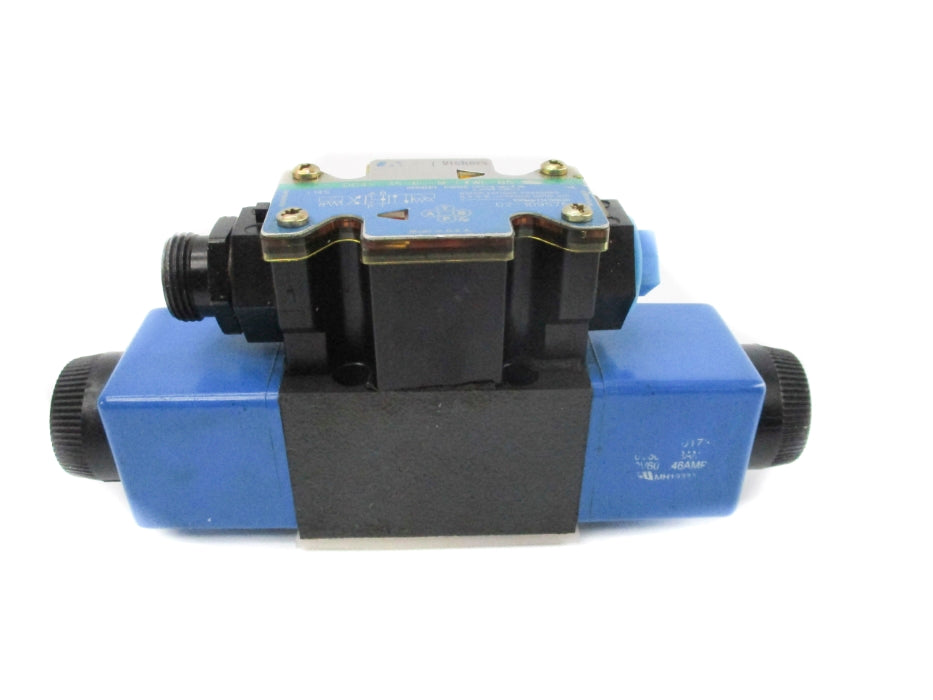 VICKERS DG4V3S6CMFTWLB560 02-109576 110-120V 5000PSI (AS PICTURED) NSNP